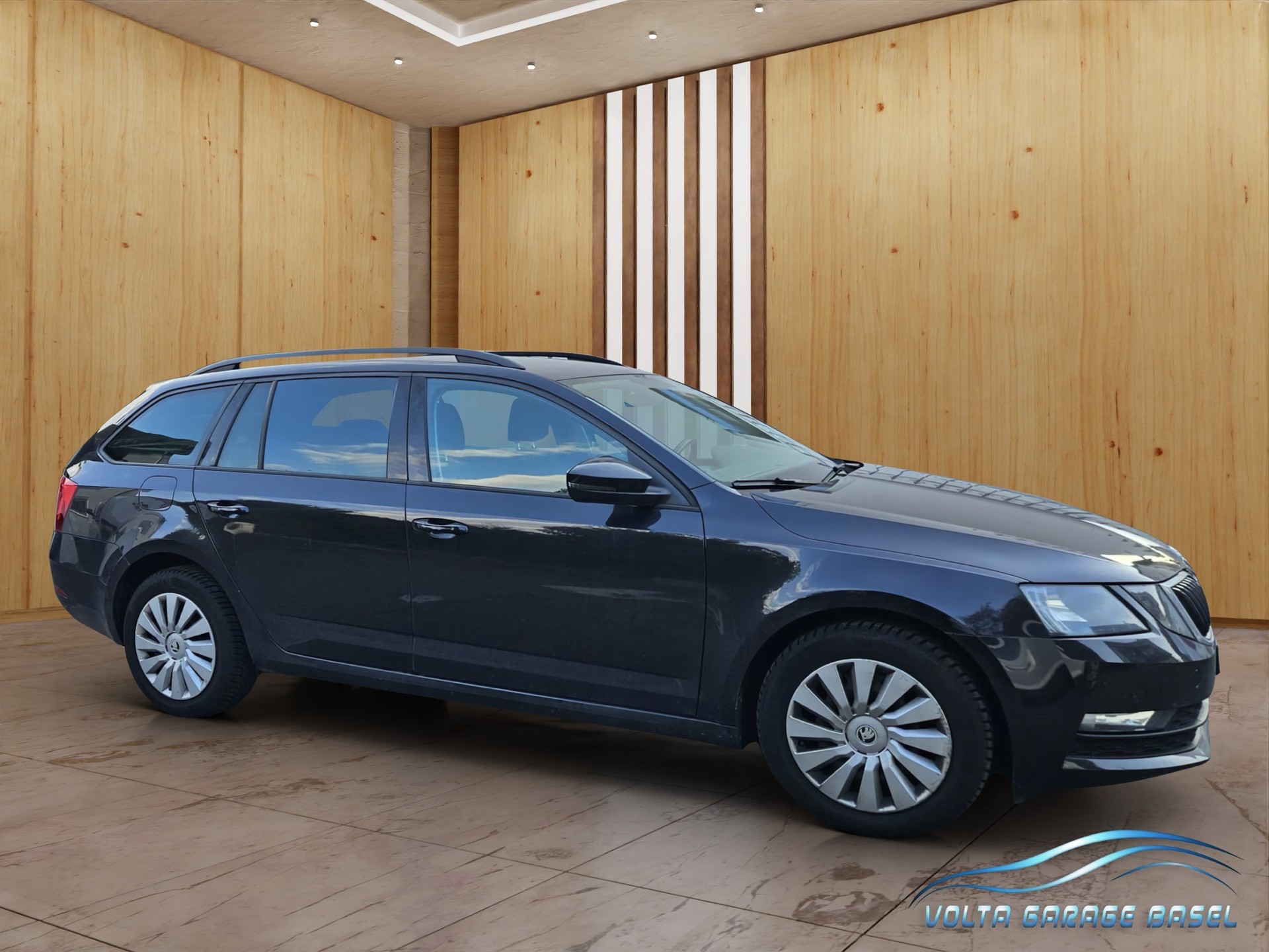 SKODA Octavia Combi 1.6 TDI Ambition DSG-image-1