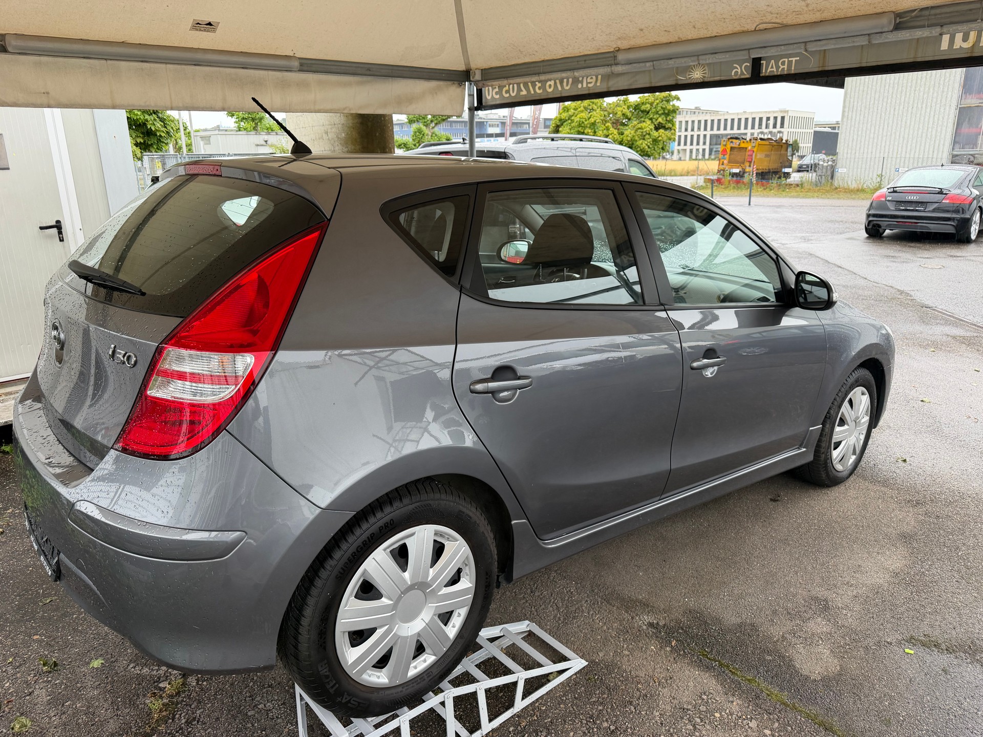 HYUNDAI i30 1.6 Style Automatic-image-5