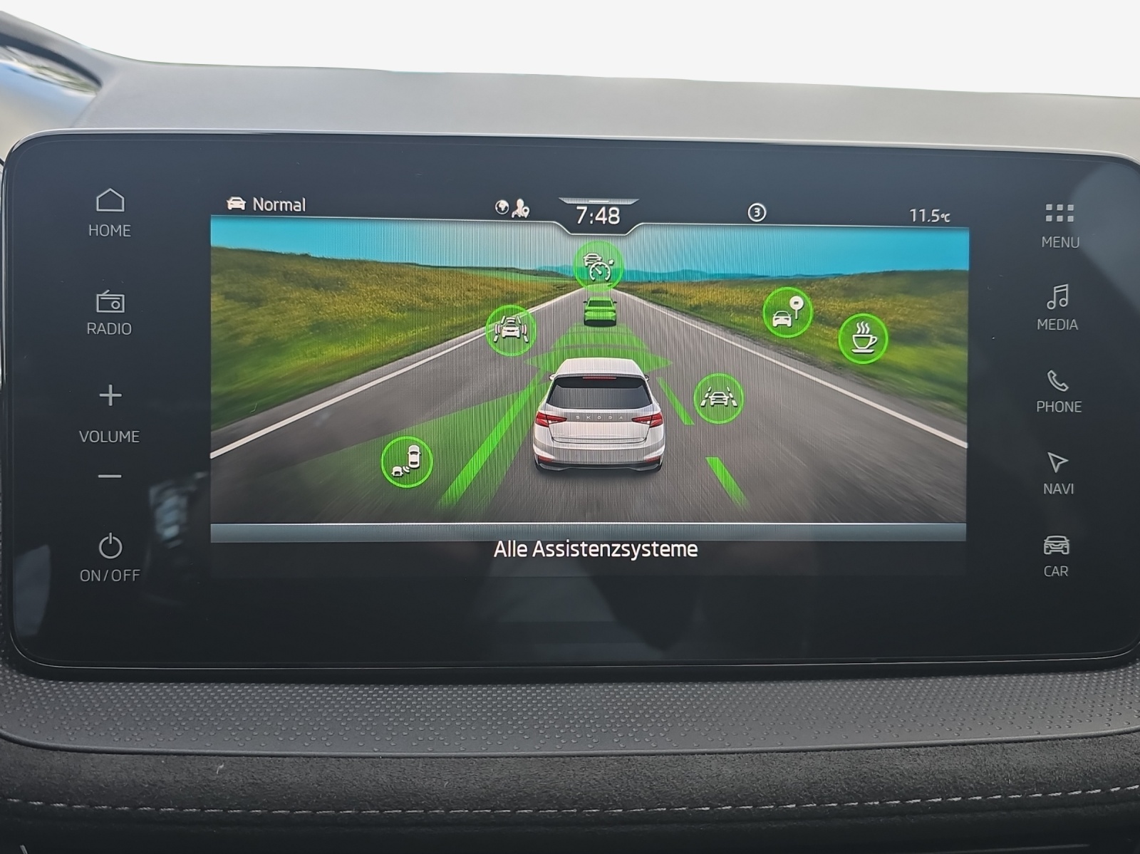 SKODA Fabia 1.0 TSI Dynamic DSG-image-14