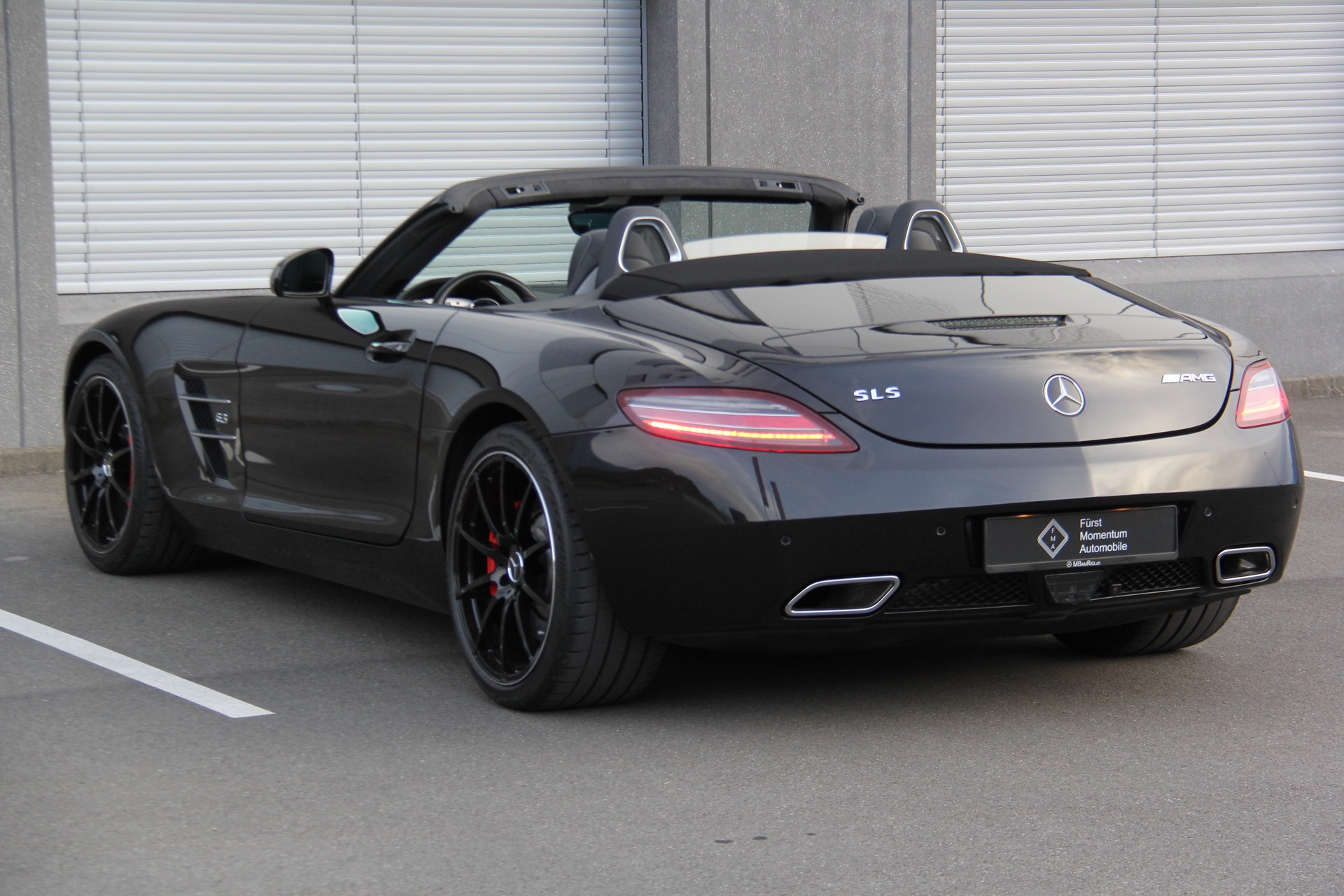 MERCEDES-BENZ SLS 63 AMG Speedshift-image-14
