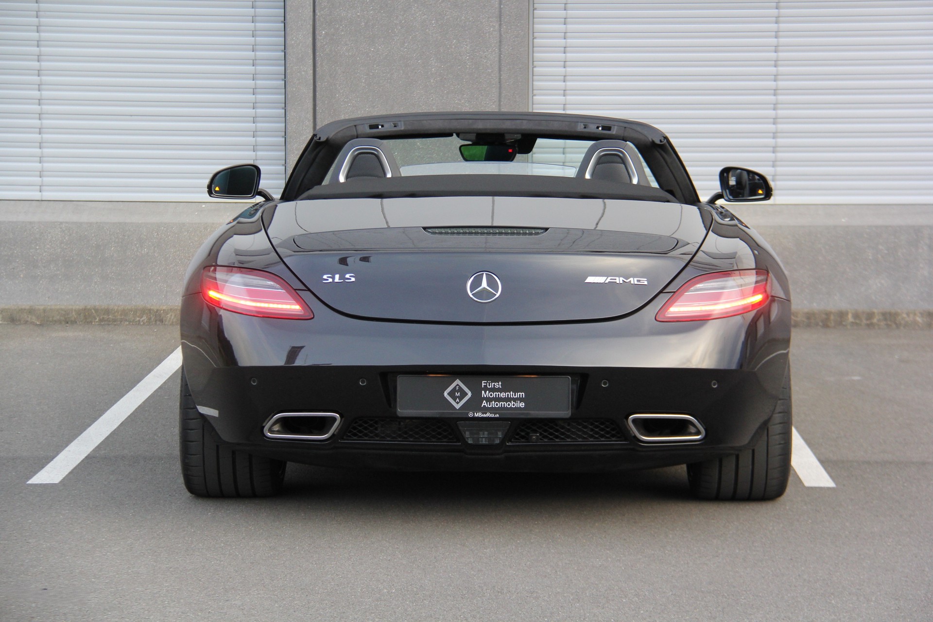 MERCEDES-BENZ SLS 63 AMG Speedshift-image-13