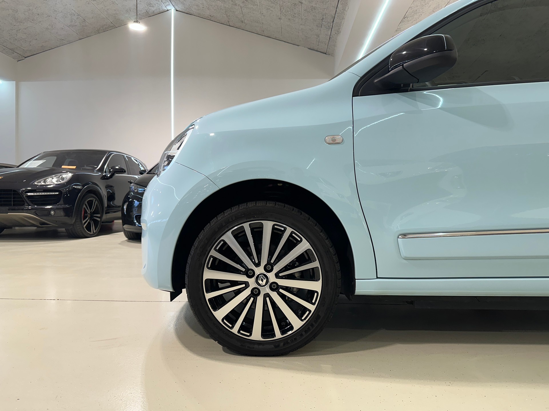 RENAULT Twingo Electric Techno-image-4