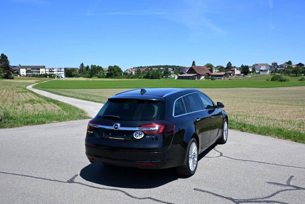 OPEL Insignia Sports Tourer 2.0 CDTI Cosmo 4WD Aut.-image-2