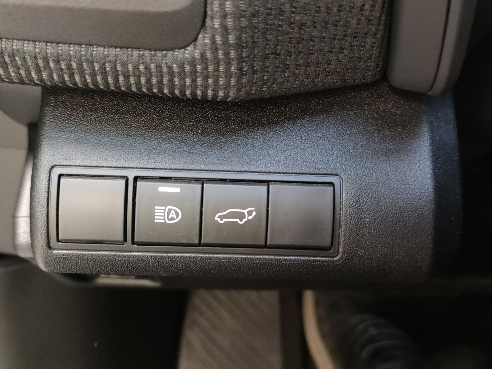 TOYOTA bZ4X OBC Premium AWD-image-19