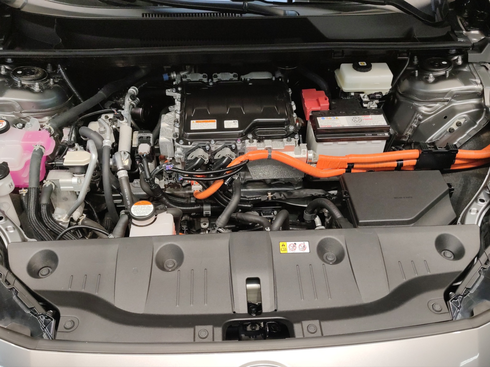 TOYOTA bZ4X 6.6 kw OBC Premium AWD-image-5