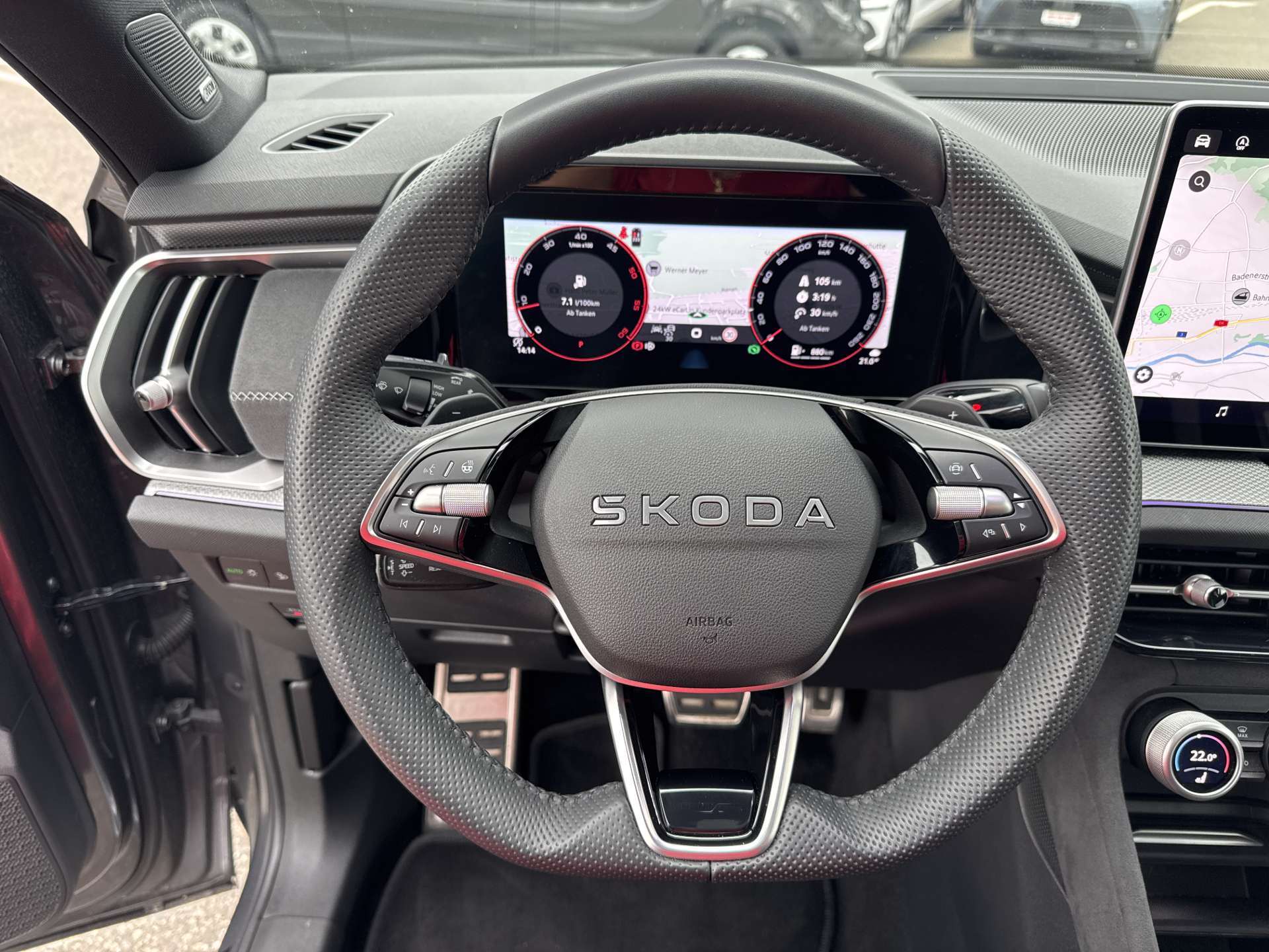 SKODA Kodiaq 2.0 TDi Sportline DSG-Automat-image-15