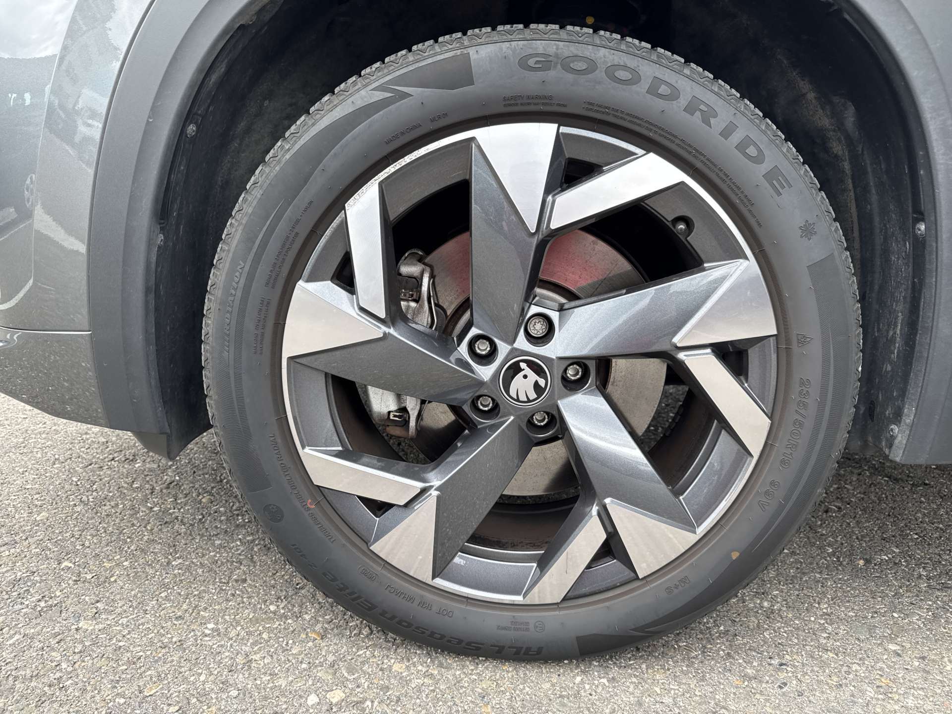 SKODA Kodiaq 2.0 TDi Sportline DSG-Automat-image-8