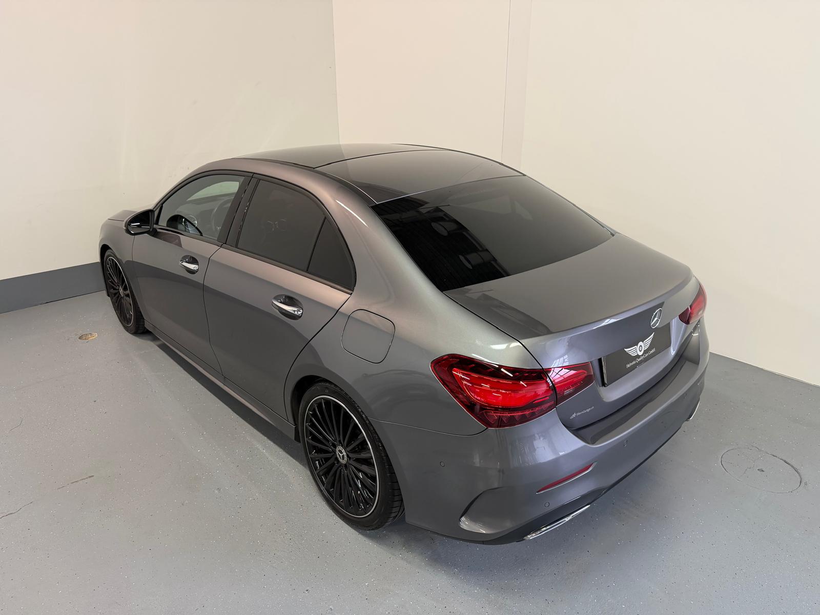 MERCEDES-BENZ A 220 4Matic 8G-DCT-image-9