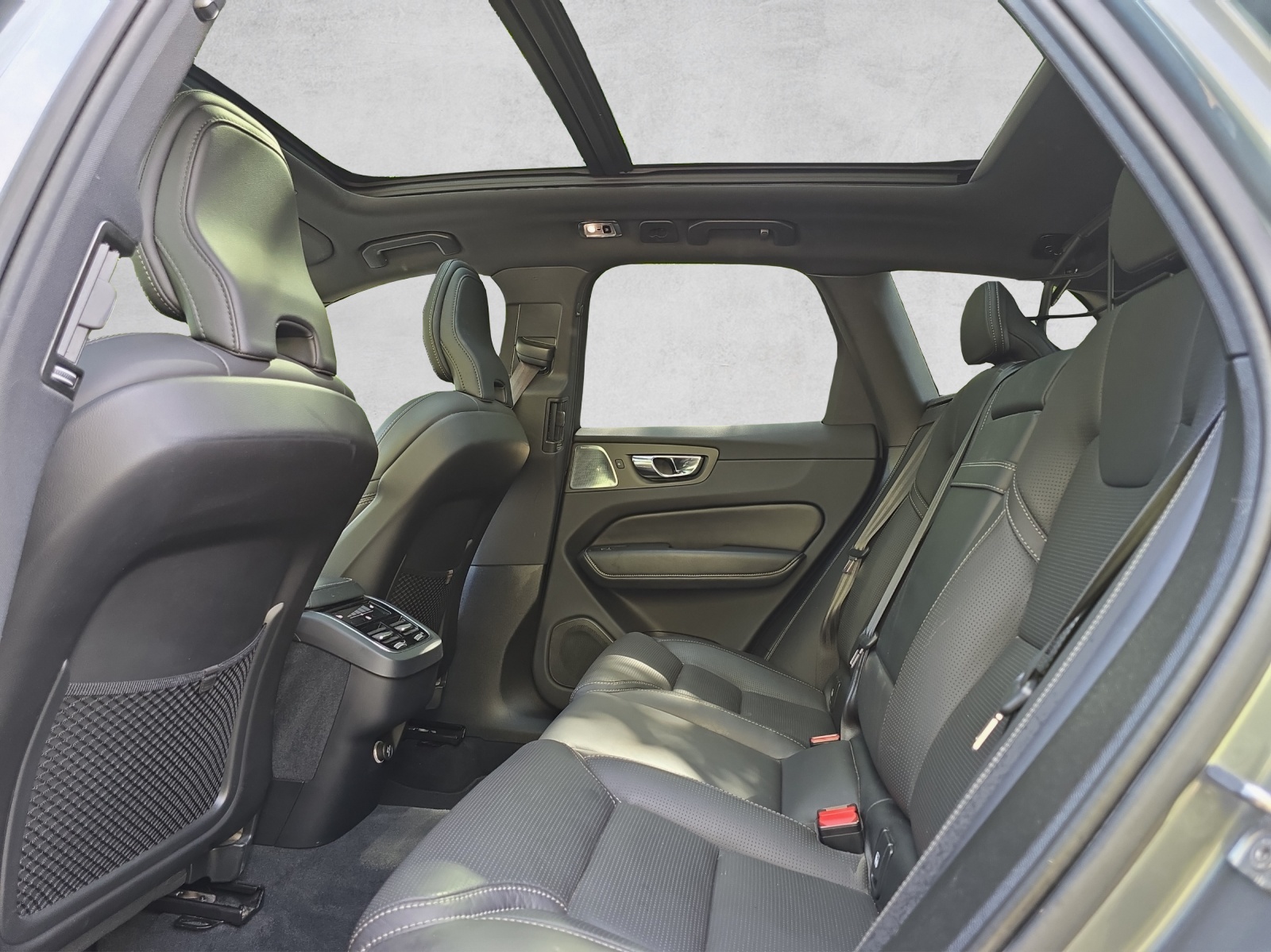 VOLVO Volvo XC60 2.0 T6 Inscription AWD-image-10