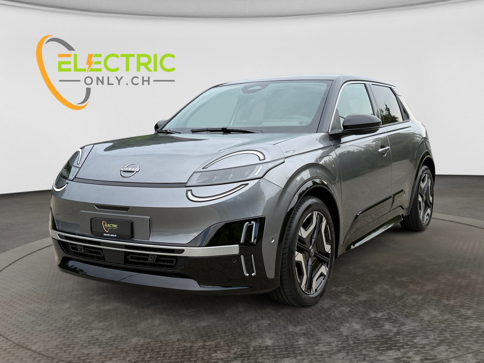NISSAN Micra 52kWh Evolve-image-0