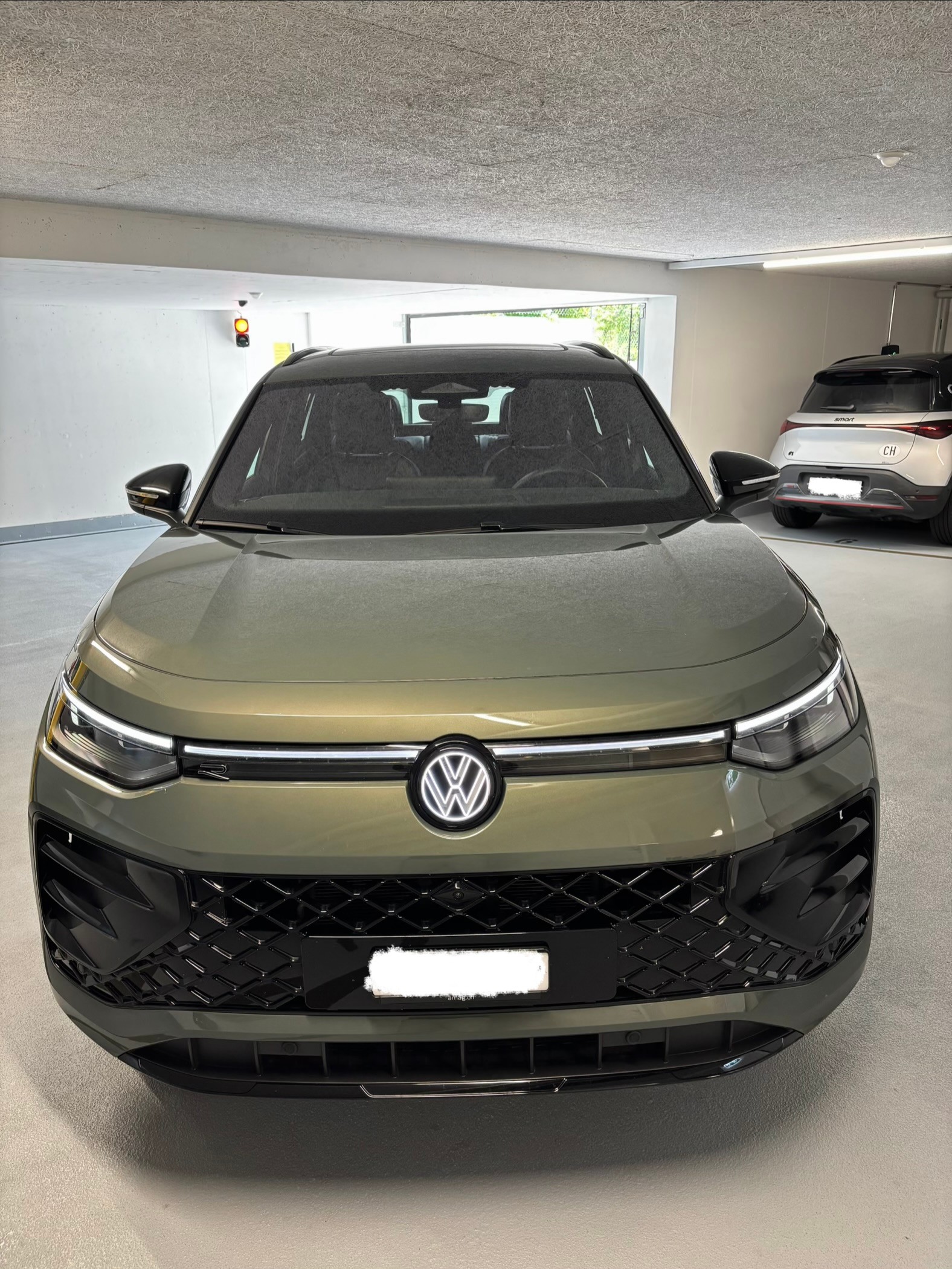 VW 2.0 TSI R-Line United DSG 4motion-image-3