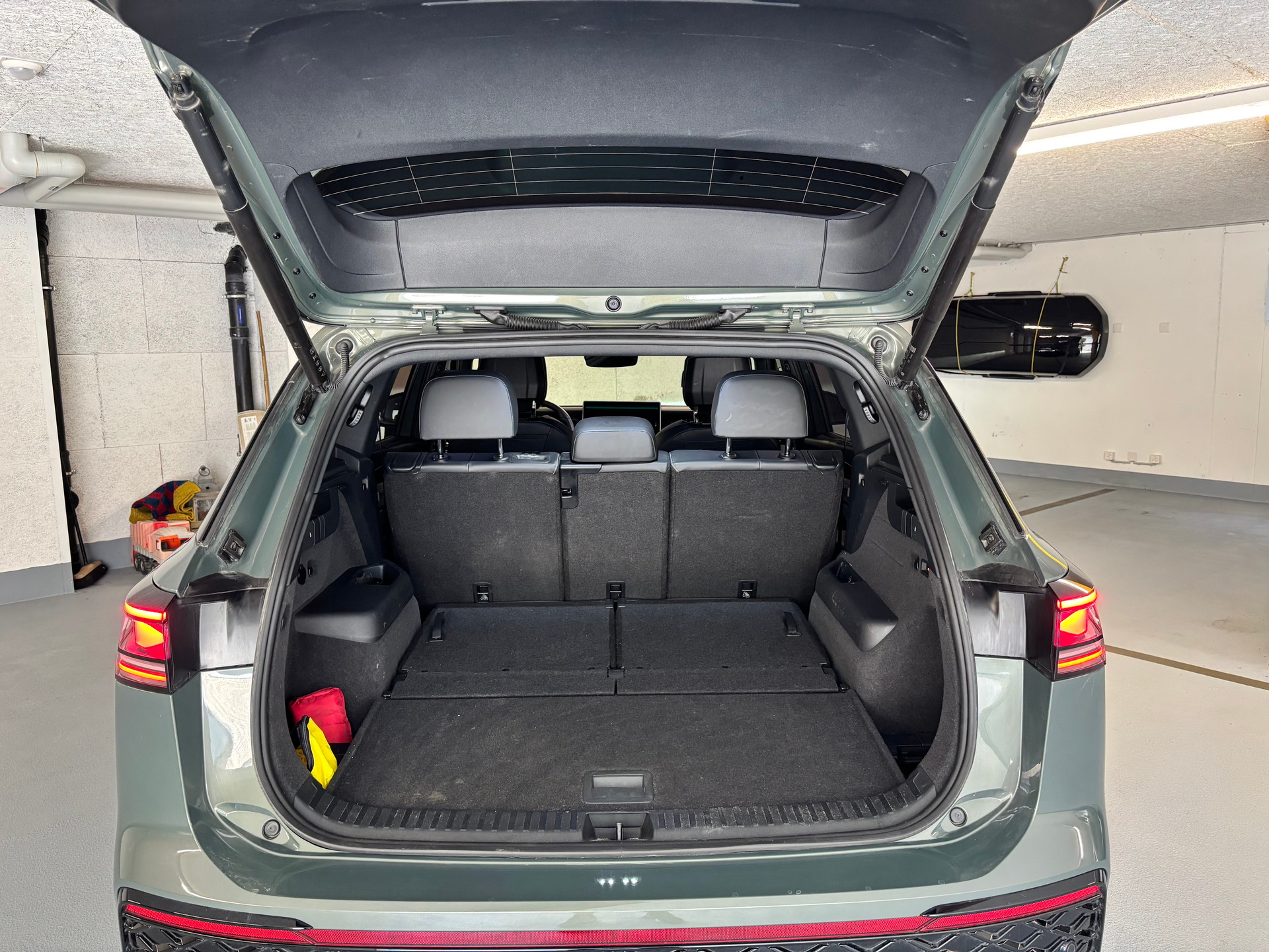 VW 2.0 TSI R-Line United DSG 4motion-image-8