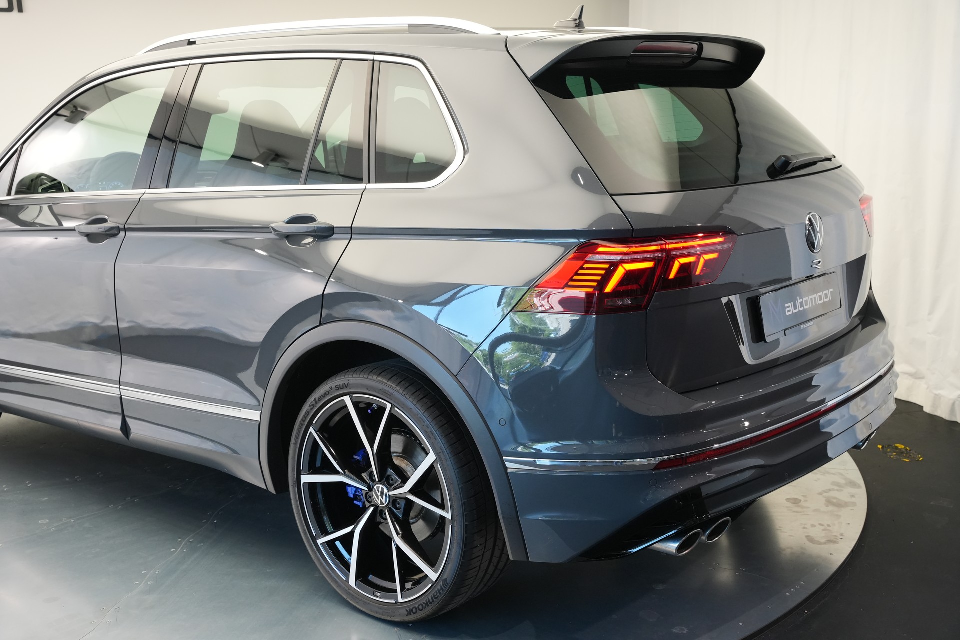 VW Tiguan 2.0TSI R 4Motion DSG *CH-Fahrzeug* *AHK*-image-37