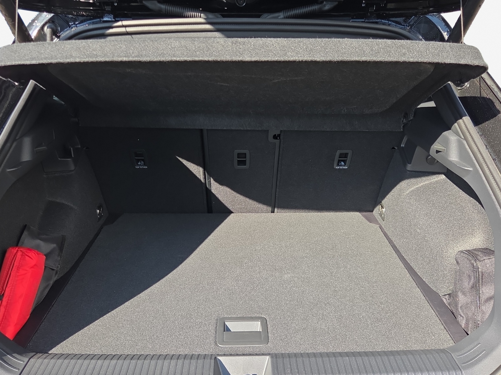 VW T-Roc 1.5 eTSI mHEV R-Line DSG-image-12