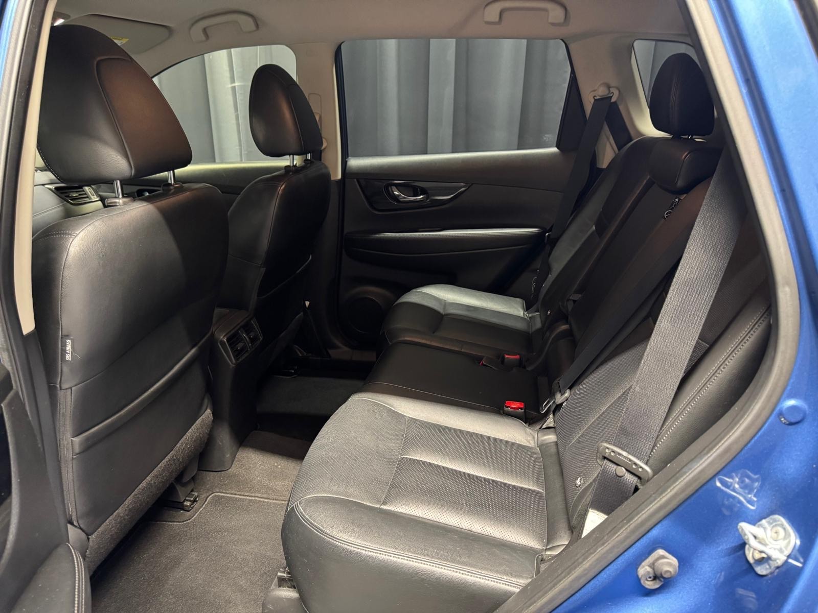 NISSAN X-Trail 2.0 dCi tekna Xtronic CVT ALL-MODE 4x4-image-17