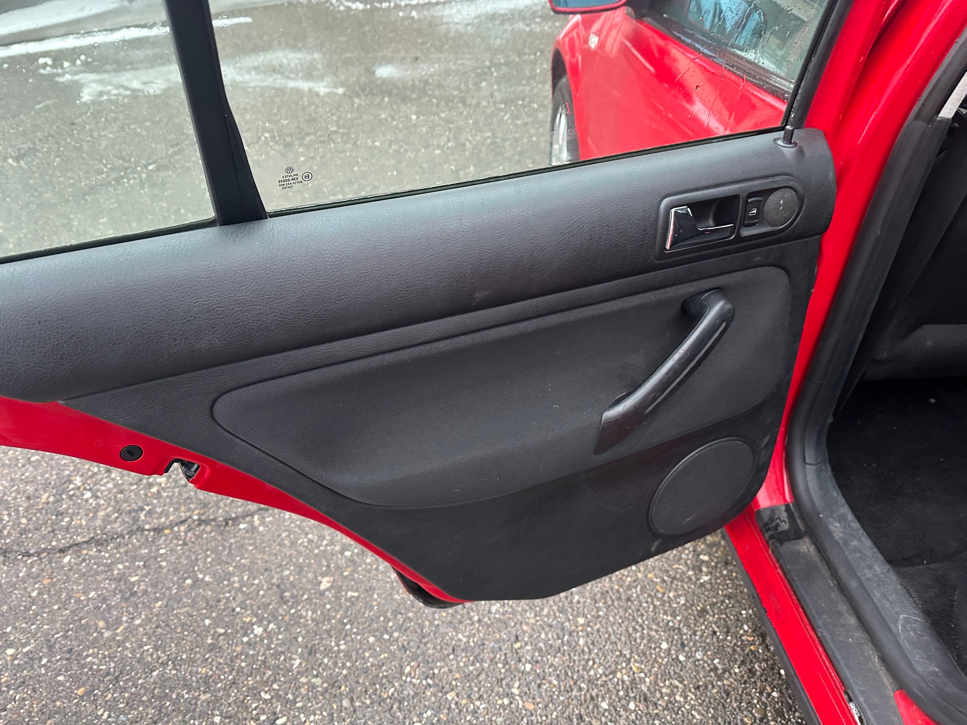 VW Golf 2.0 4Motion-image-9