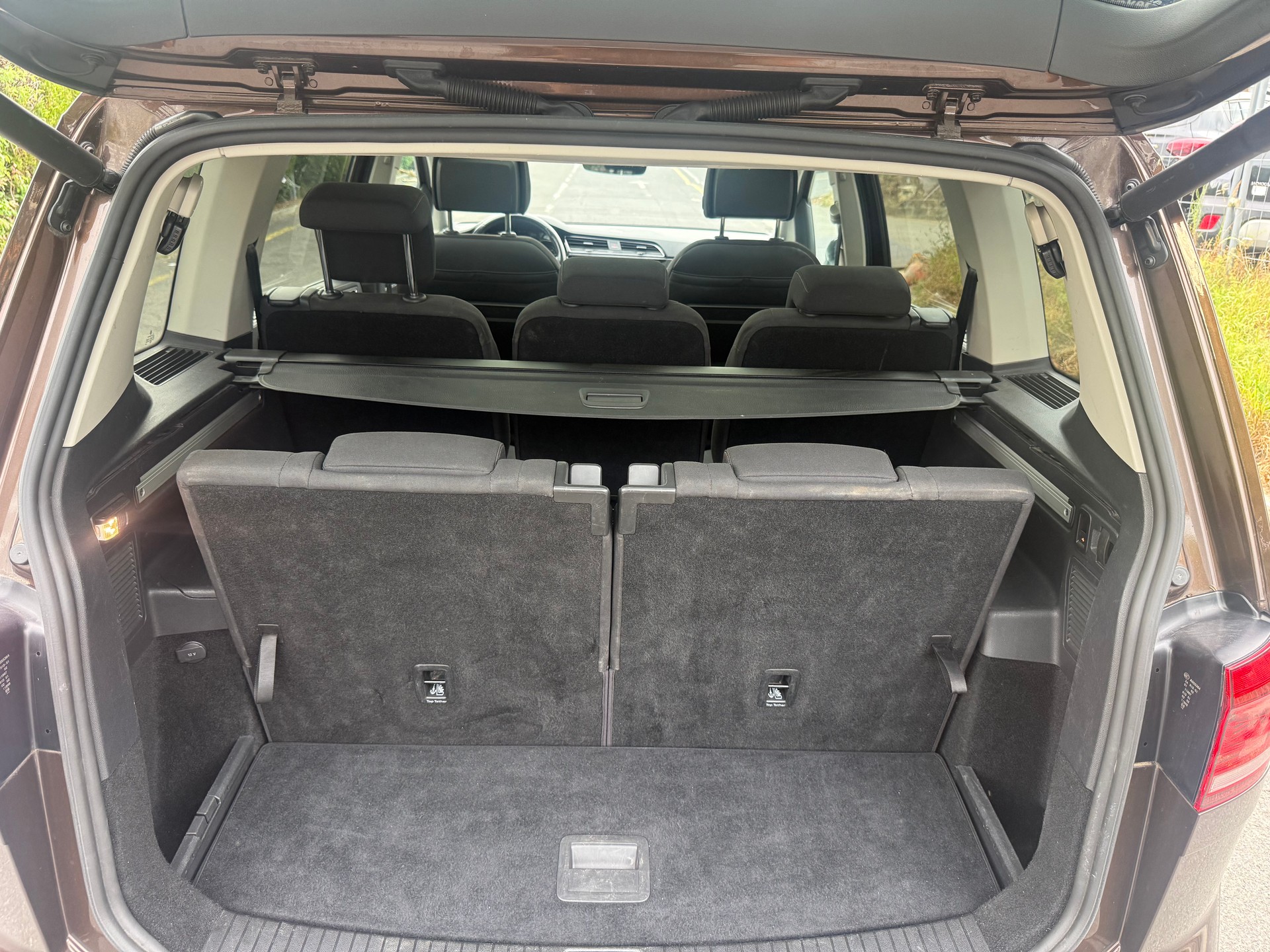 VW Touran 1.4 TSI BlueMotion Technology Highline DSG-image-10