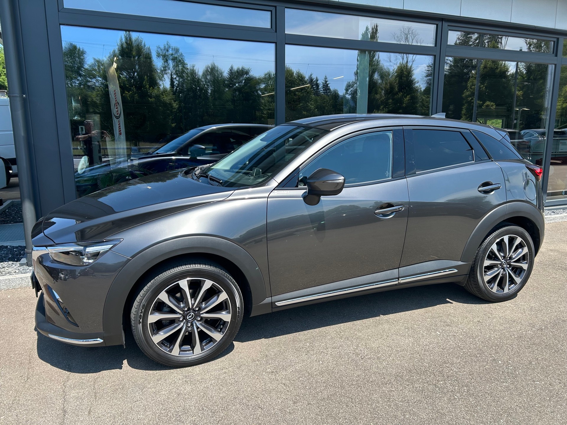 MAZDA CX-3 SKYACTIV-G 150 Revolution AWD Automat-image-3