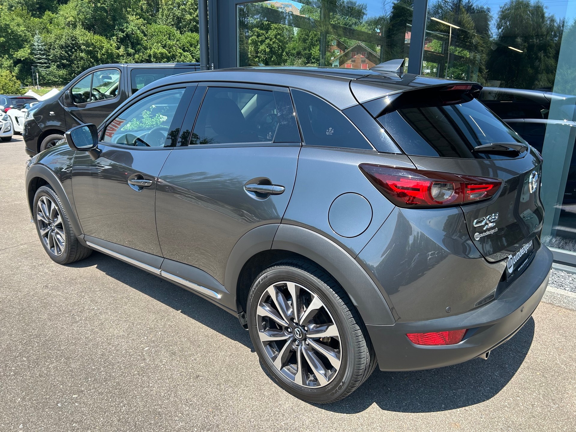 MAZDA CX-3 SKYACTIV-G 150 Revolution AWD Automat-image-4