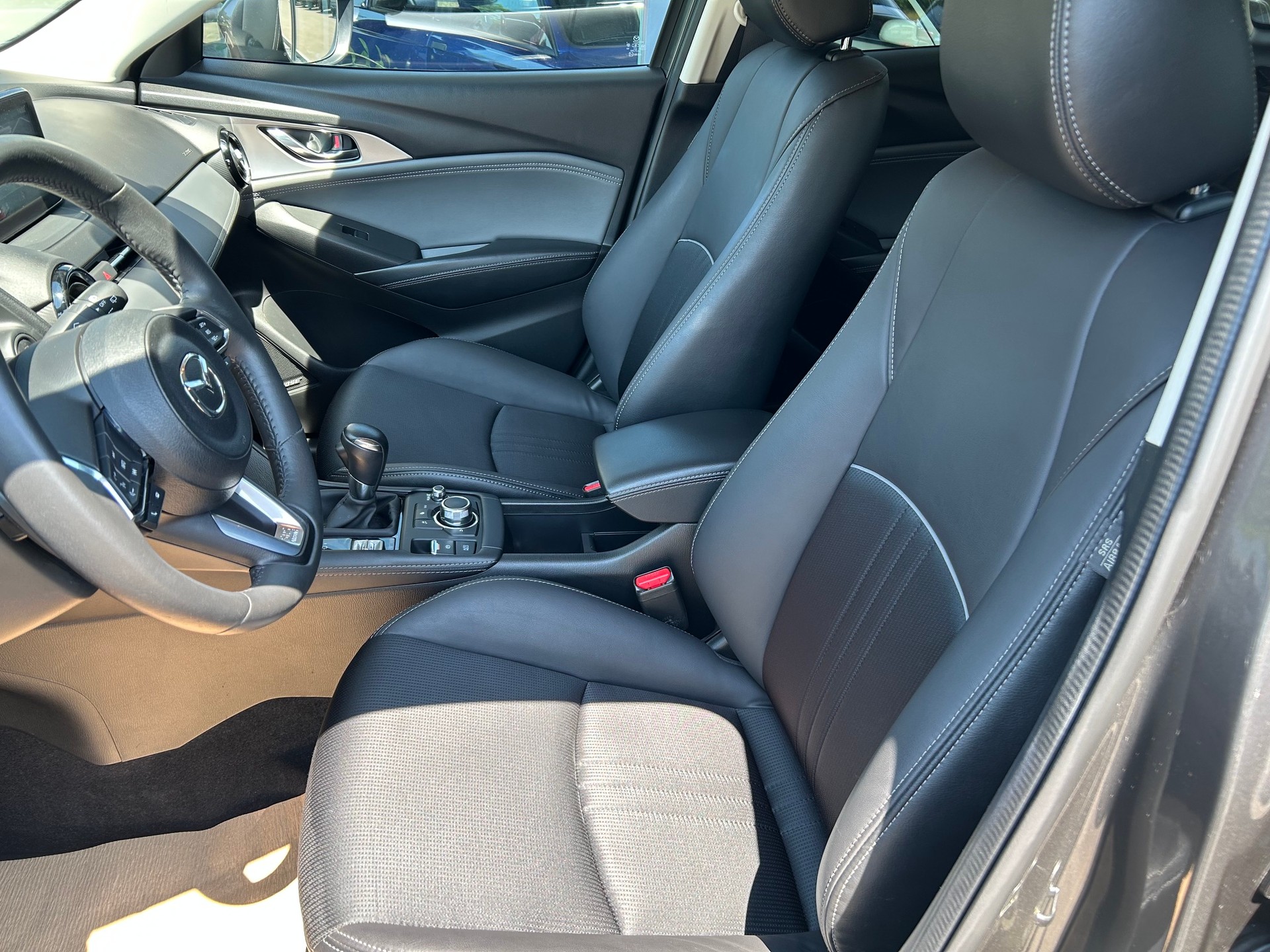 MAZDA CX-3 SKYACTIV-G 150 Revolution AWD Automat-image-6