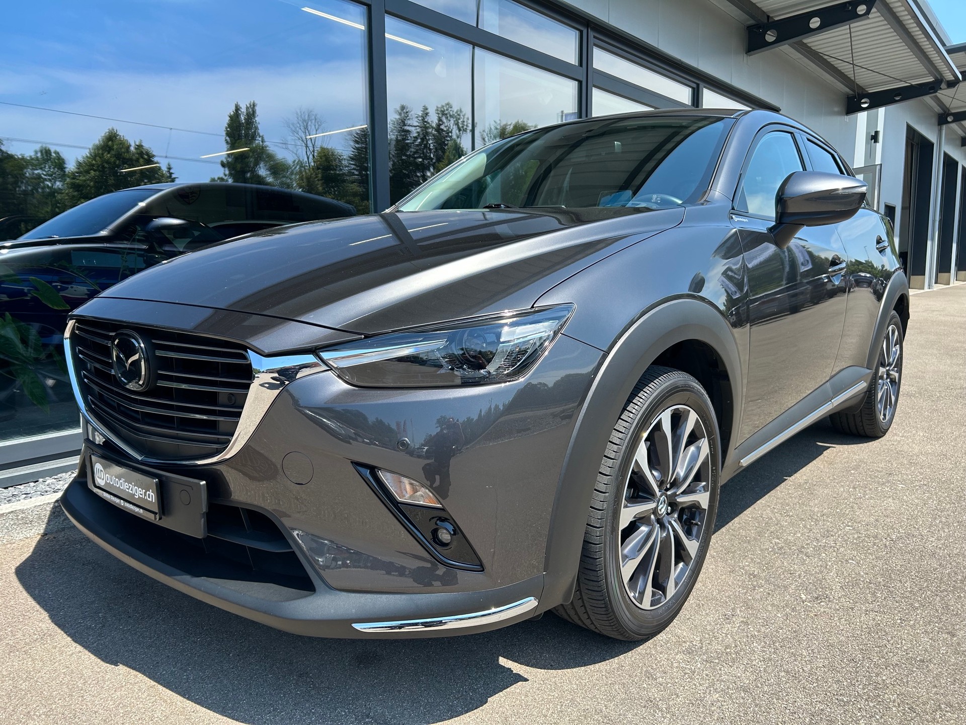 MAZDA CX-3 SKYACTIV-G 150 Revolution AWD Automat-image-2