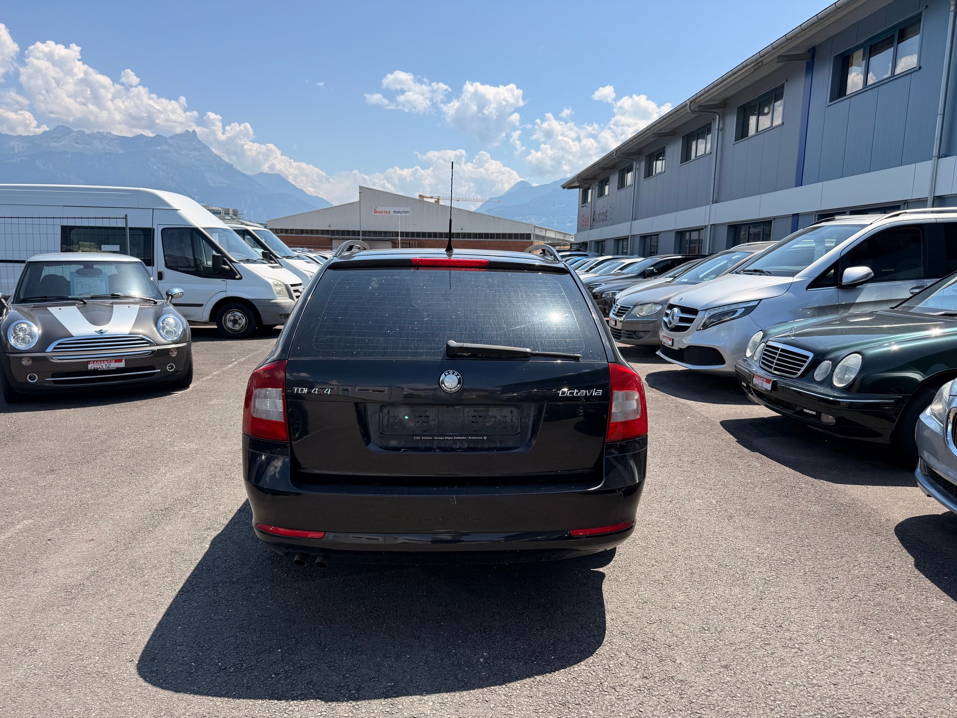 SKODA Octavia Combi 1.9 TDI Swiss Adventure 4x4-image-4