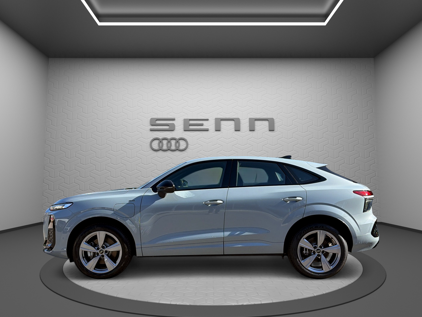 AUDI Q3 Sportback e-hybrid 200 kW S tronig-image-1