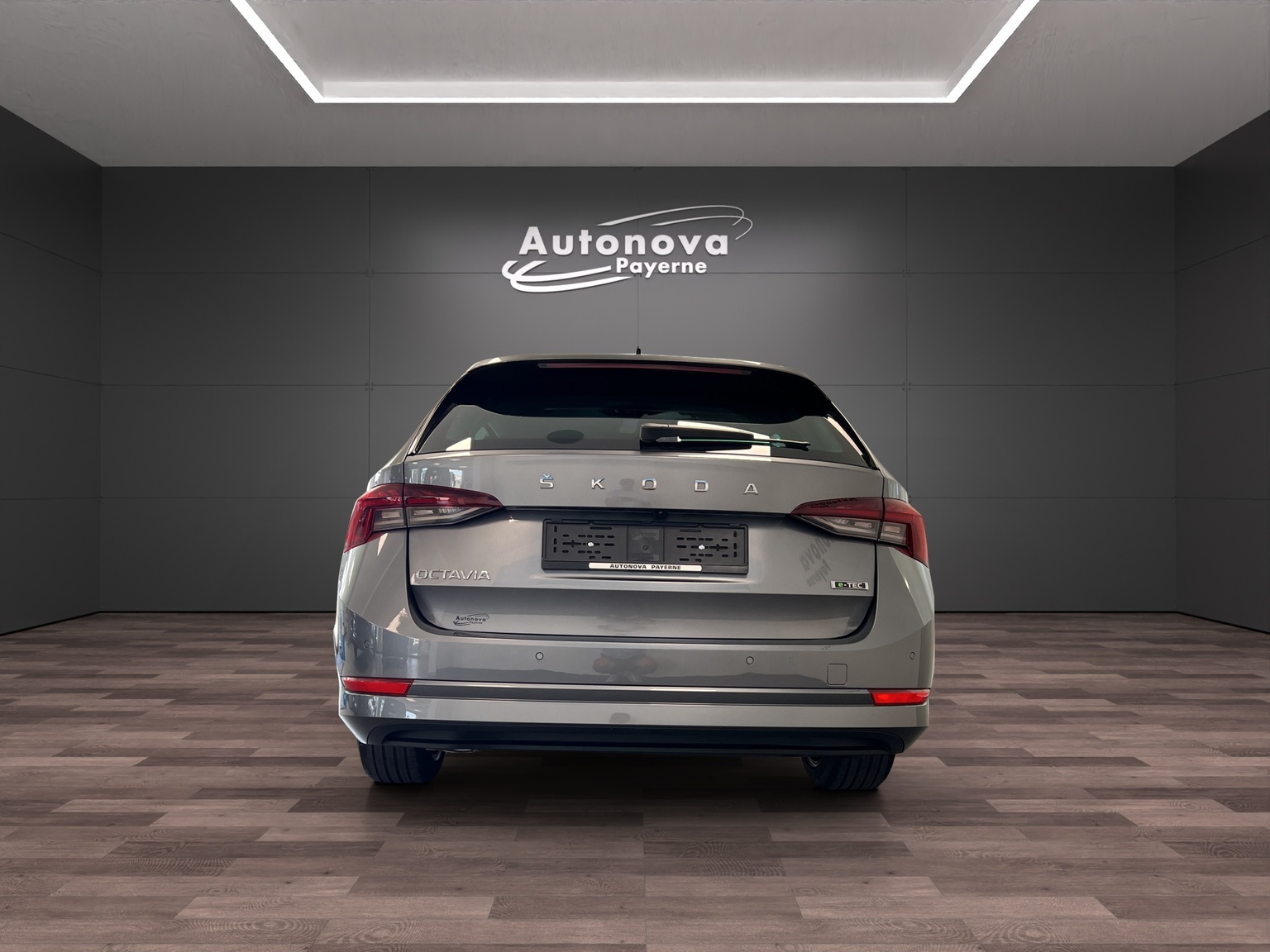 SKODA Octavia Combi 1.5 TSI mHEV DSG Style-image-4