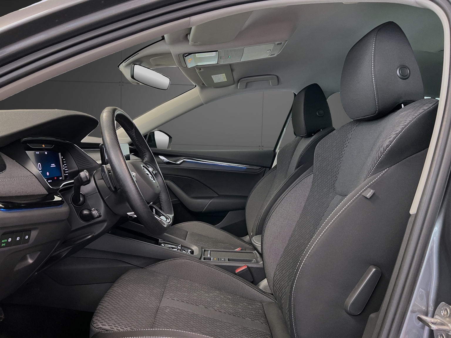 SKODA Octavia Combi 1.5 TSI mHEV DSG Style-image-5
