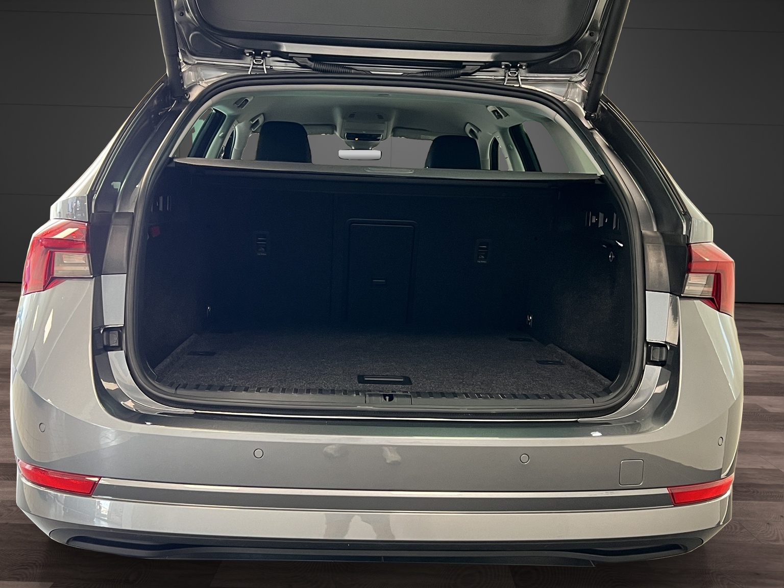 SKODA Octavia Combi 1.5 TSI mHEV DSG Style-image-12