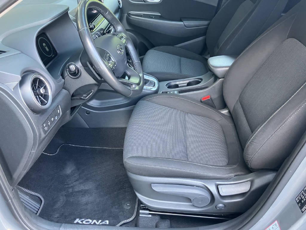 HYUNDAI Kona 1.6 GDi Hybrid Amplia-image-10