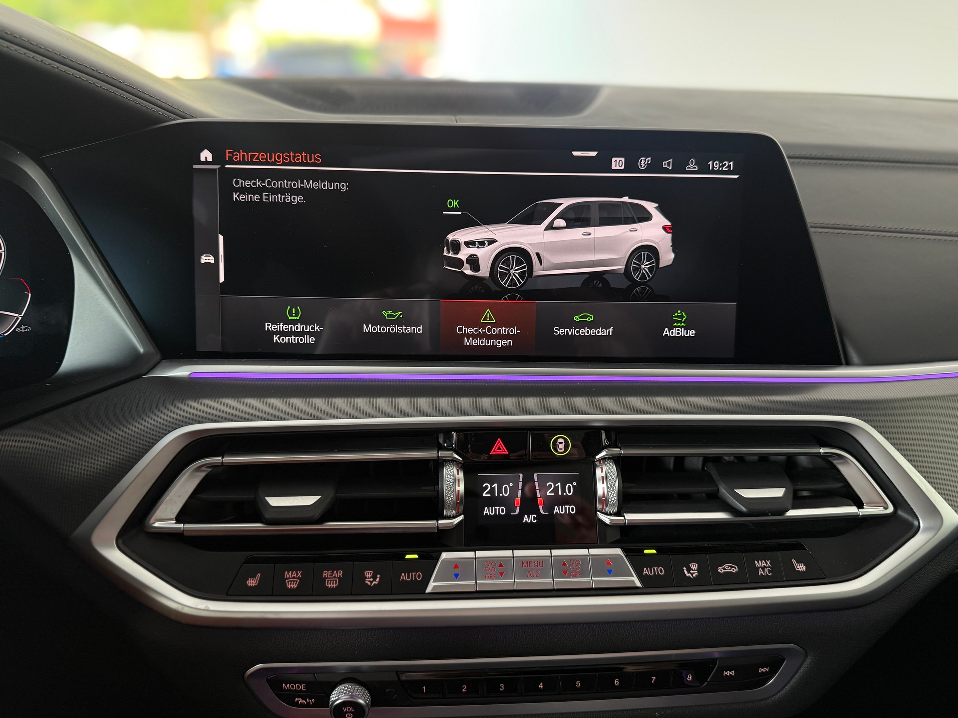 BMW X5 xDrive 48V 40d M Sport Steptronic-image-21
