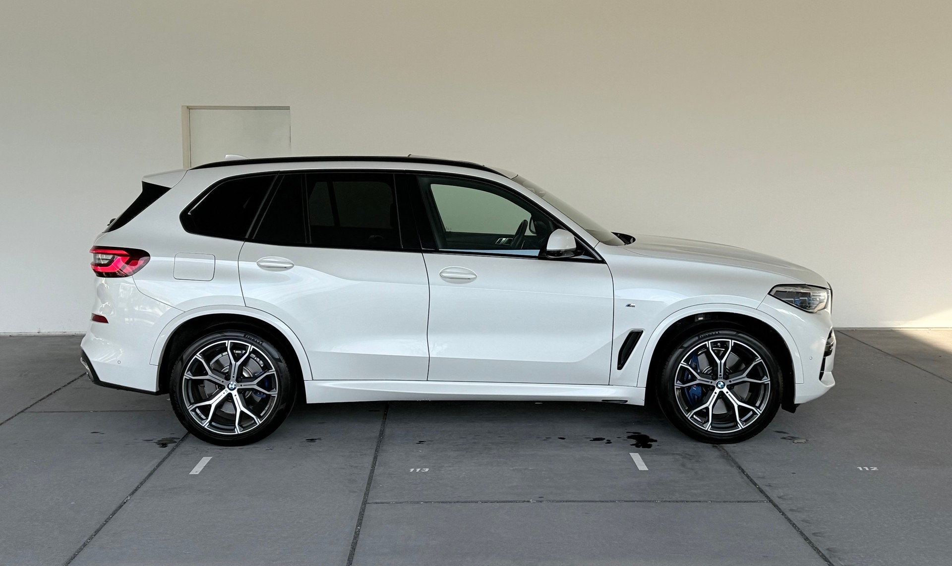 BMW X5 xDrive 48V 40d M Sport Steptronic-image-6