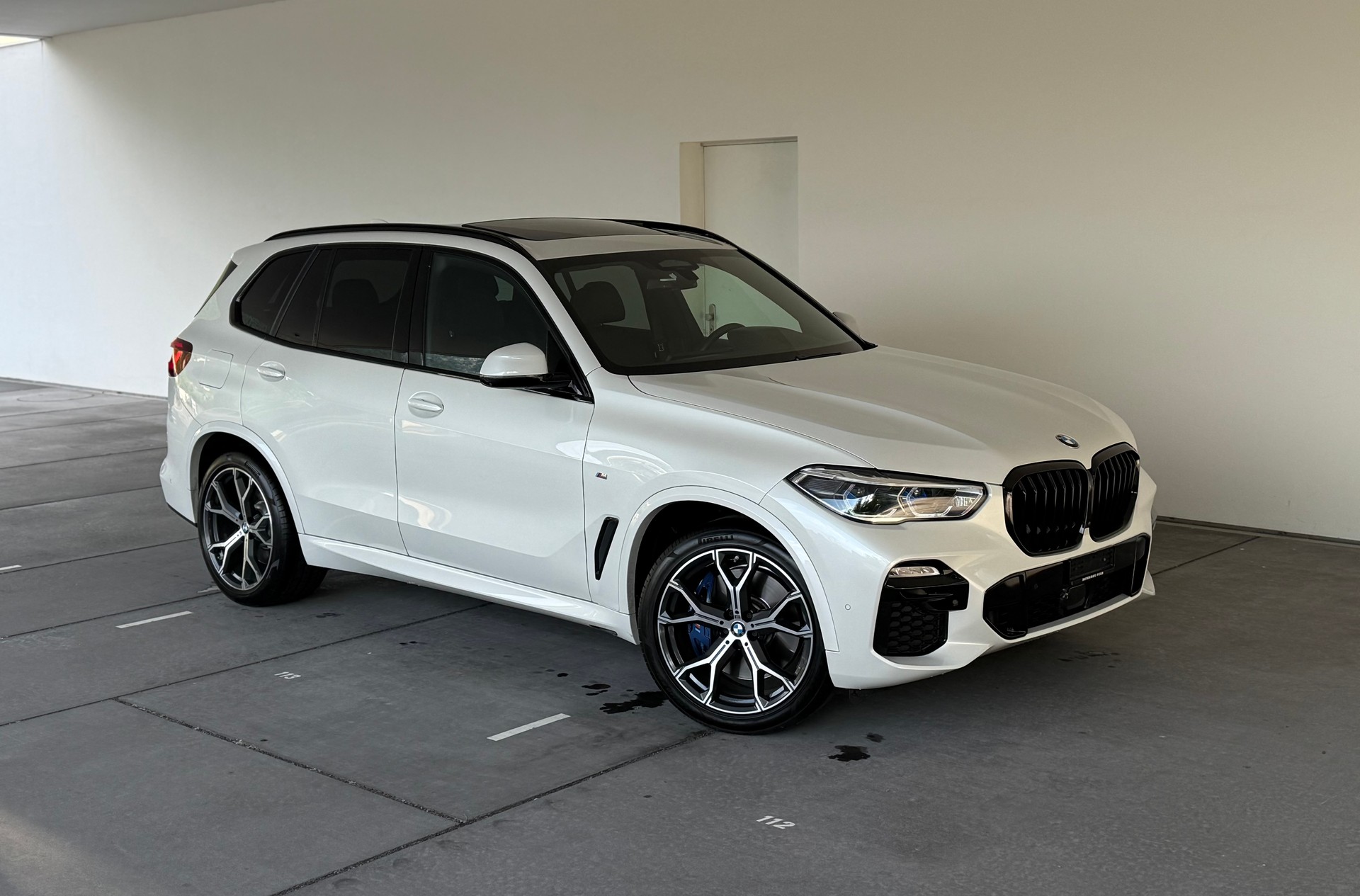 BMW X5 xDrive 48V 40d M Sport Steptronic-image-4