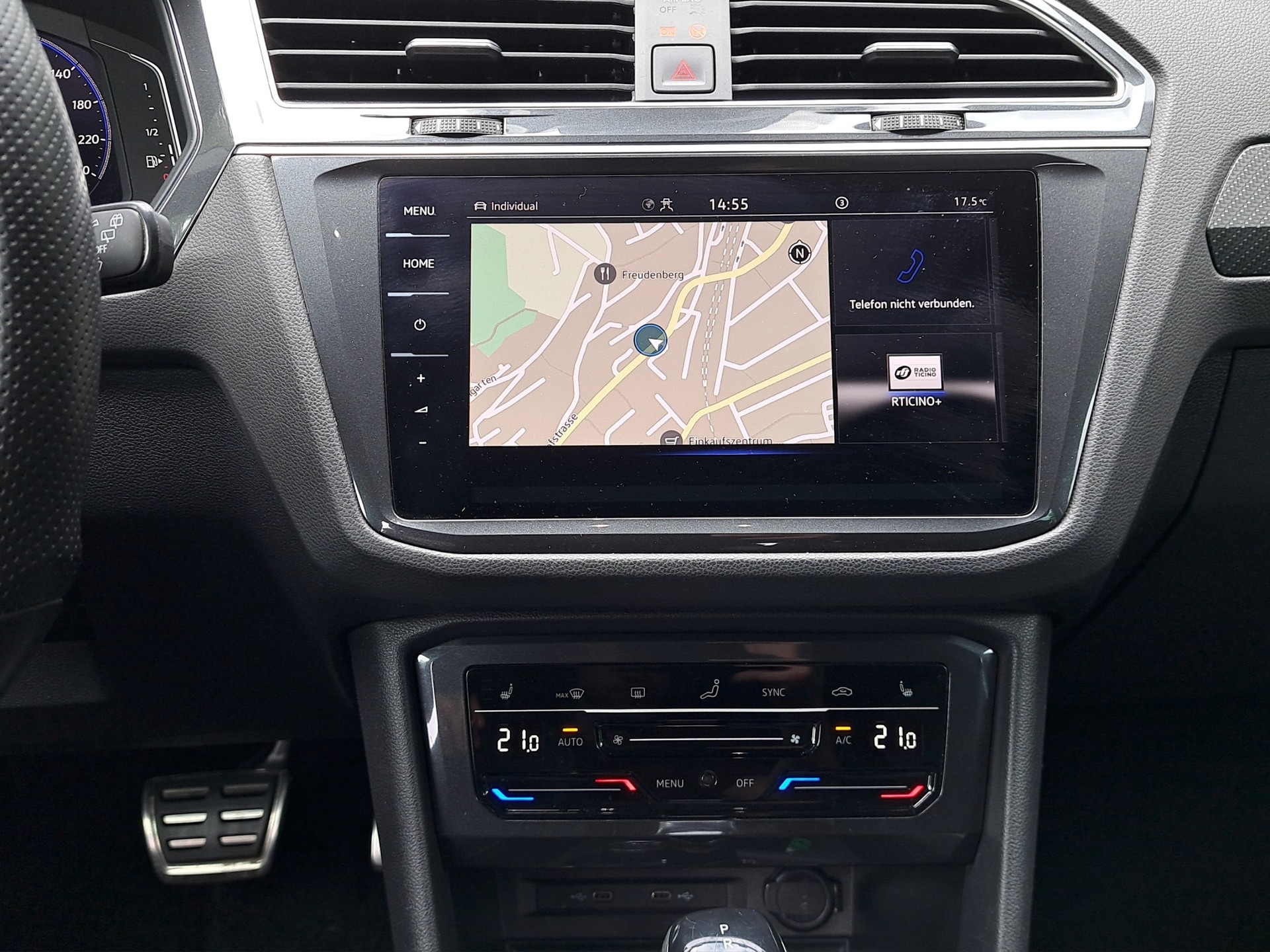 VW Tiguan 2.0TSI R-Line 4Motion DSG-image-9