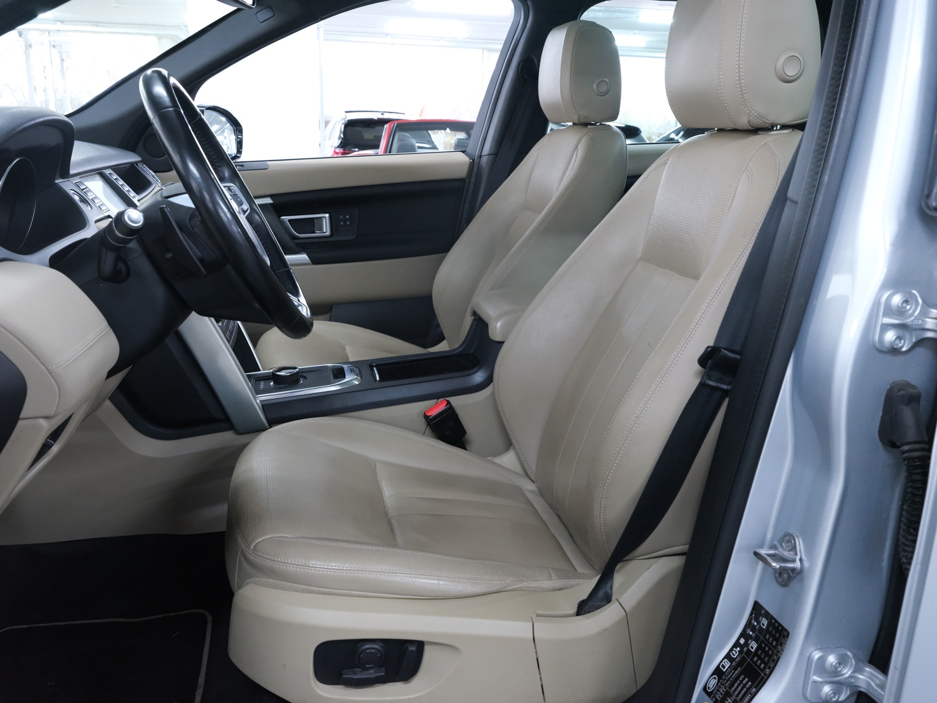 LAND ROVER Discovery Sport 2.0 SD4 SE AT9 *Head up Display* Surround View* *Fahrassistenzpaket*-image-21