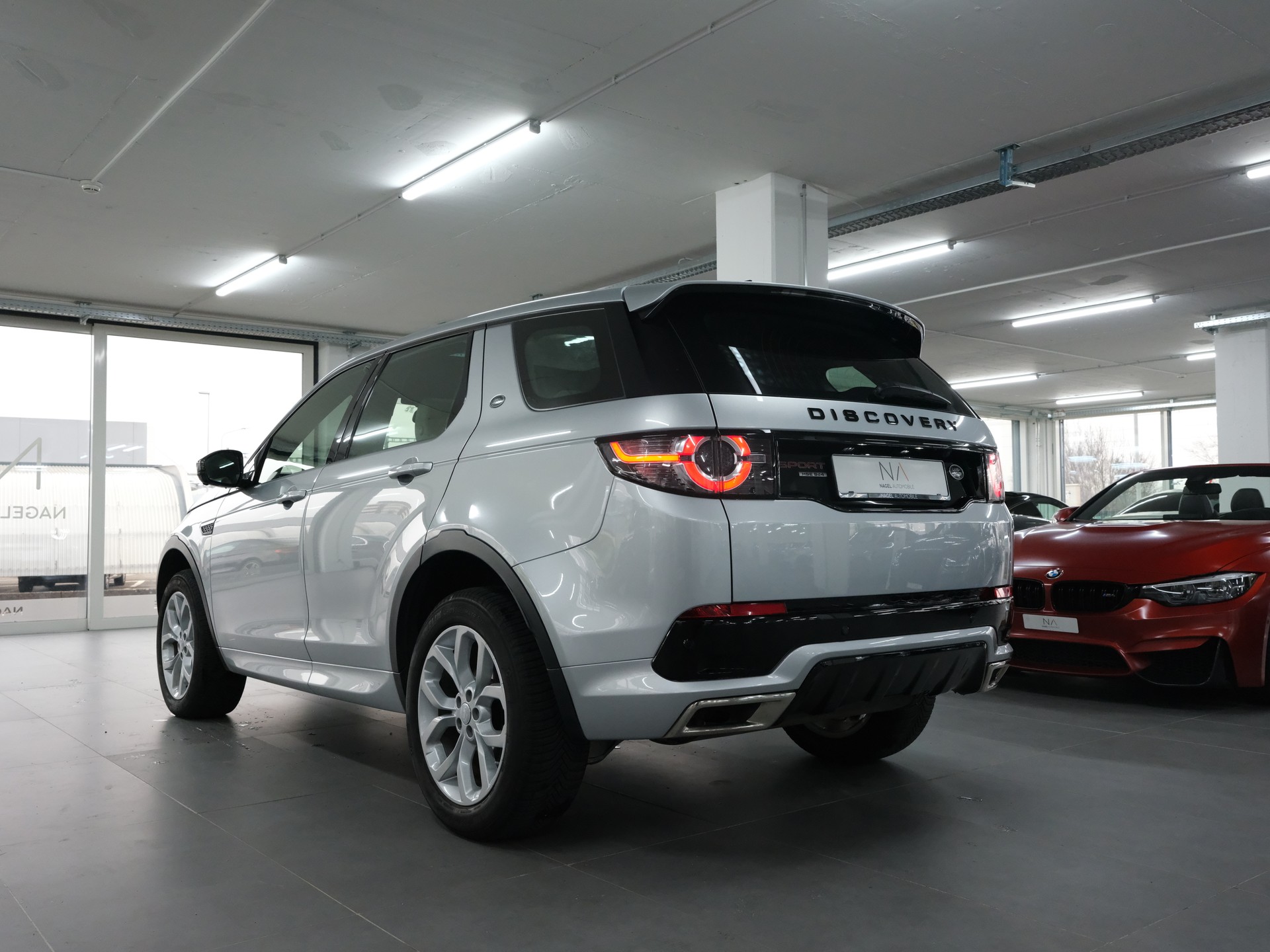 LAND ROVER Discovery Sport 2.0 SD4 SE AT9 *Head up Display* Surround View* *Fahrassistenzpaket*-image-9