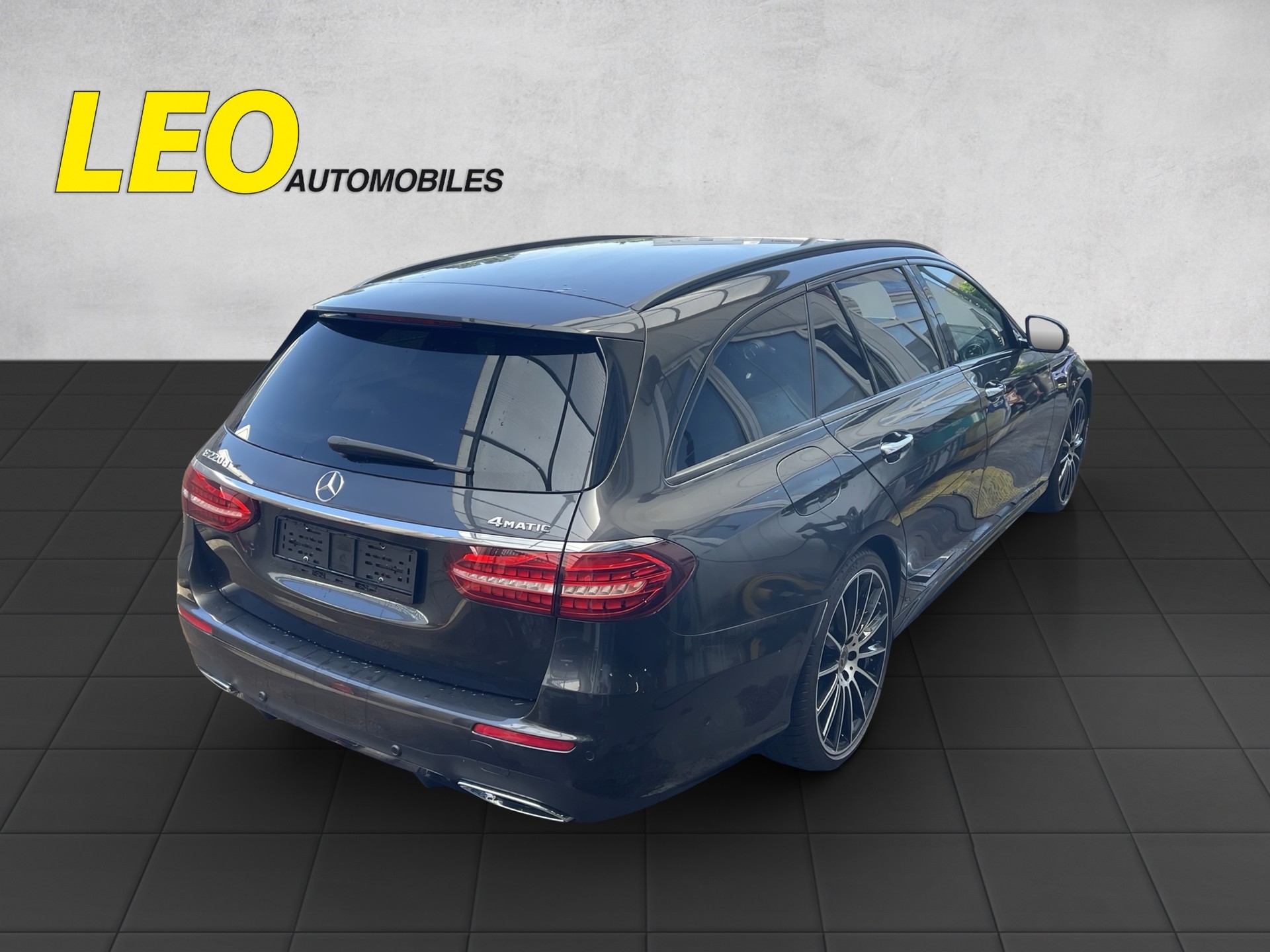 MERCEDES-BENZ E 220 d T 4Matic Avantgarde 9G-Tronic-image-2
