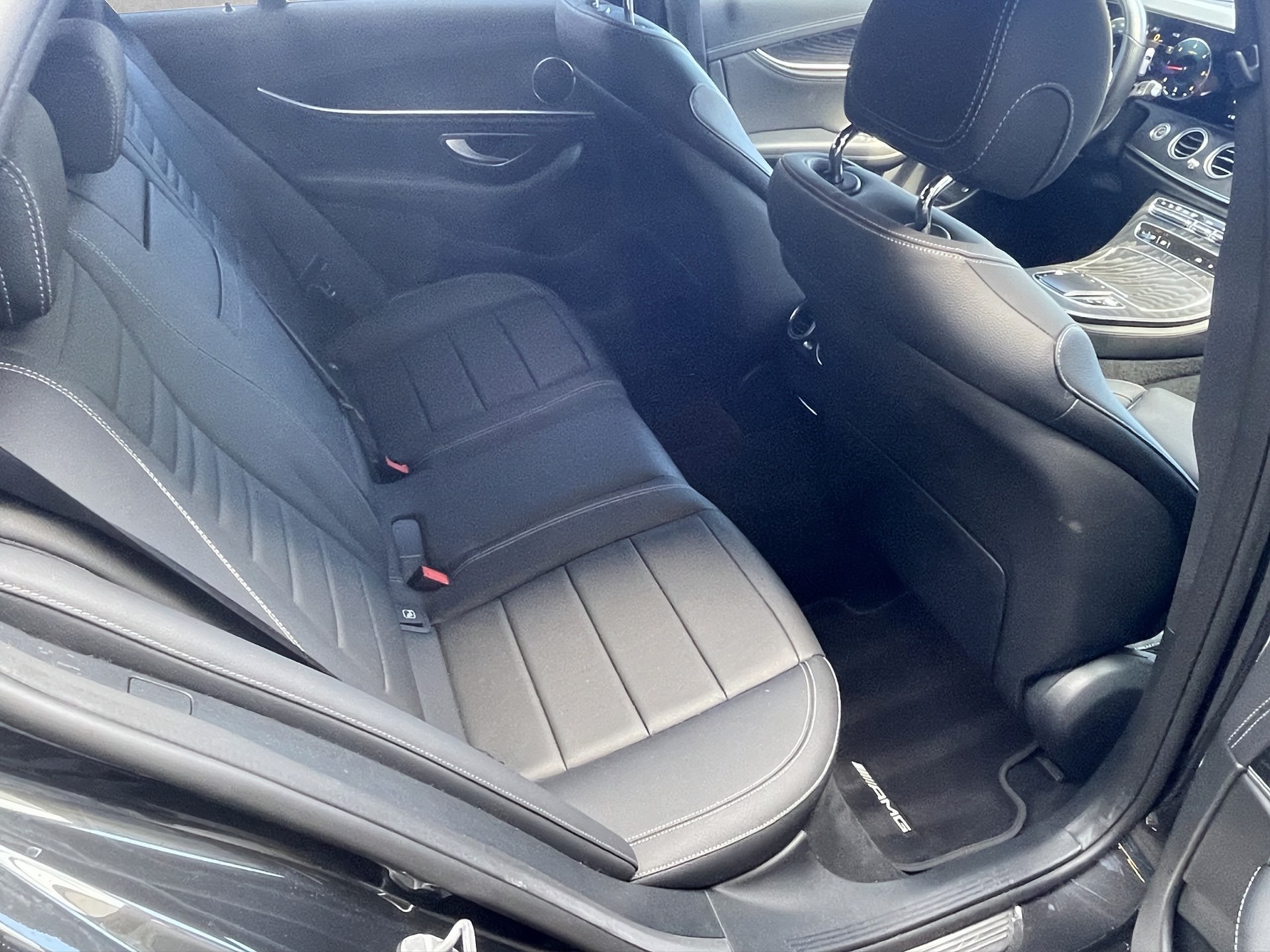 MERCEDES-BENZ E 220 d T 4Matic Avantgarde 9G-Tronic-image-8