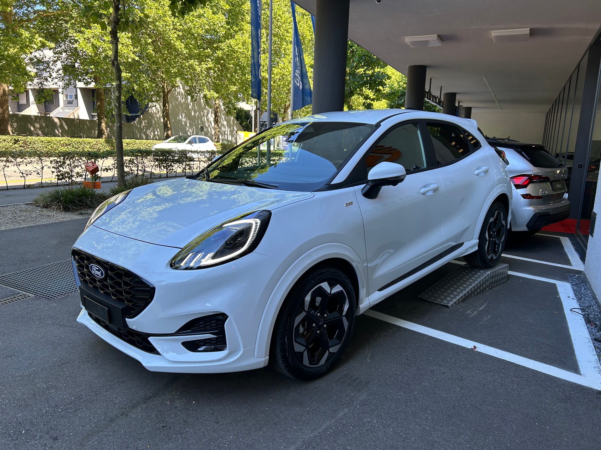 FORD Puma 1.0 MHEV ST-Line X Automat-image-17