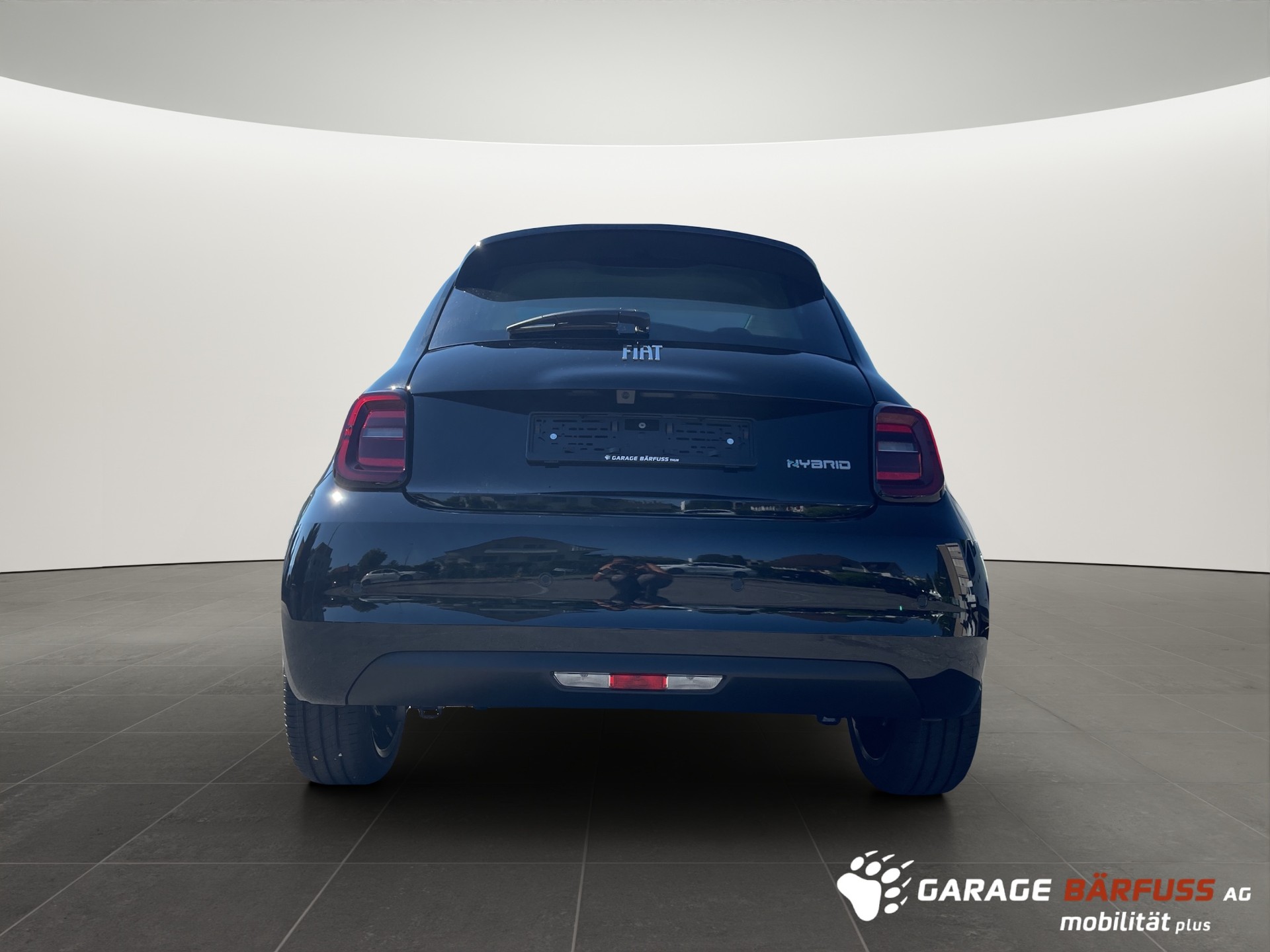 FIAT 500 1.0 Hybrid La Prima-image-3