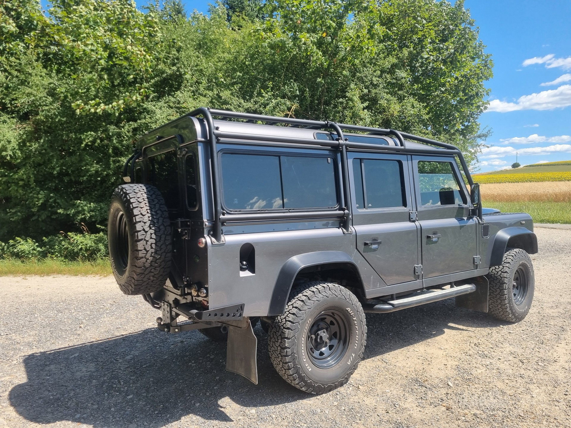 LAND ROVER 2.5 Tdi SW-image-2