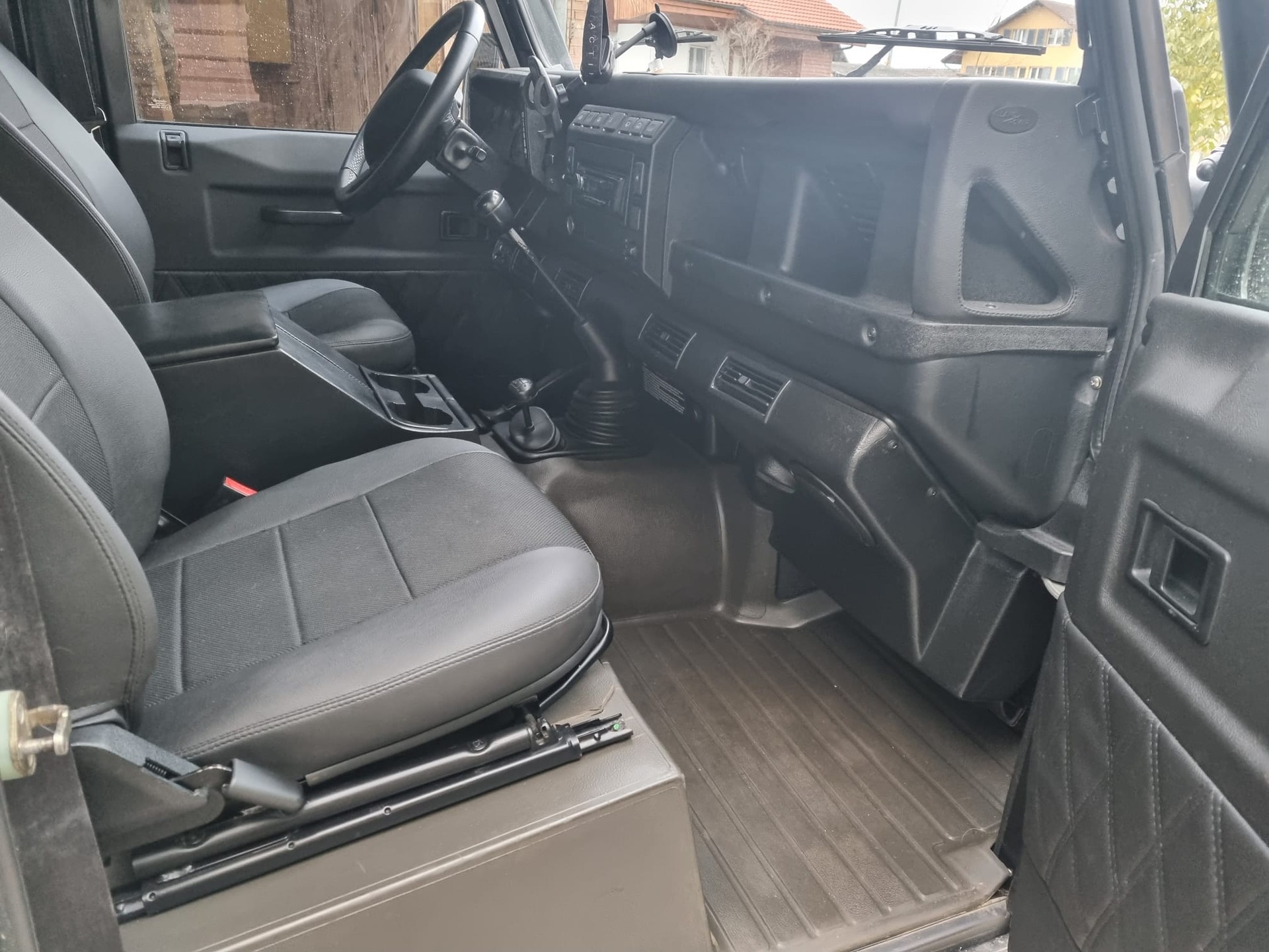 LAND ROVER 2.5 Tdi SW-image-4