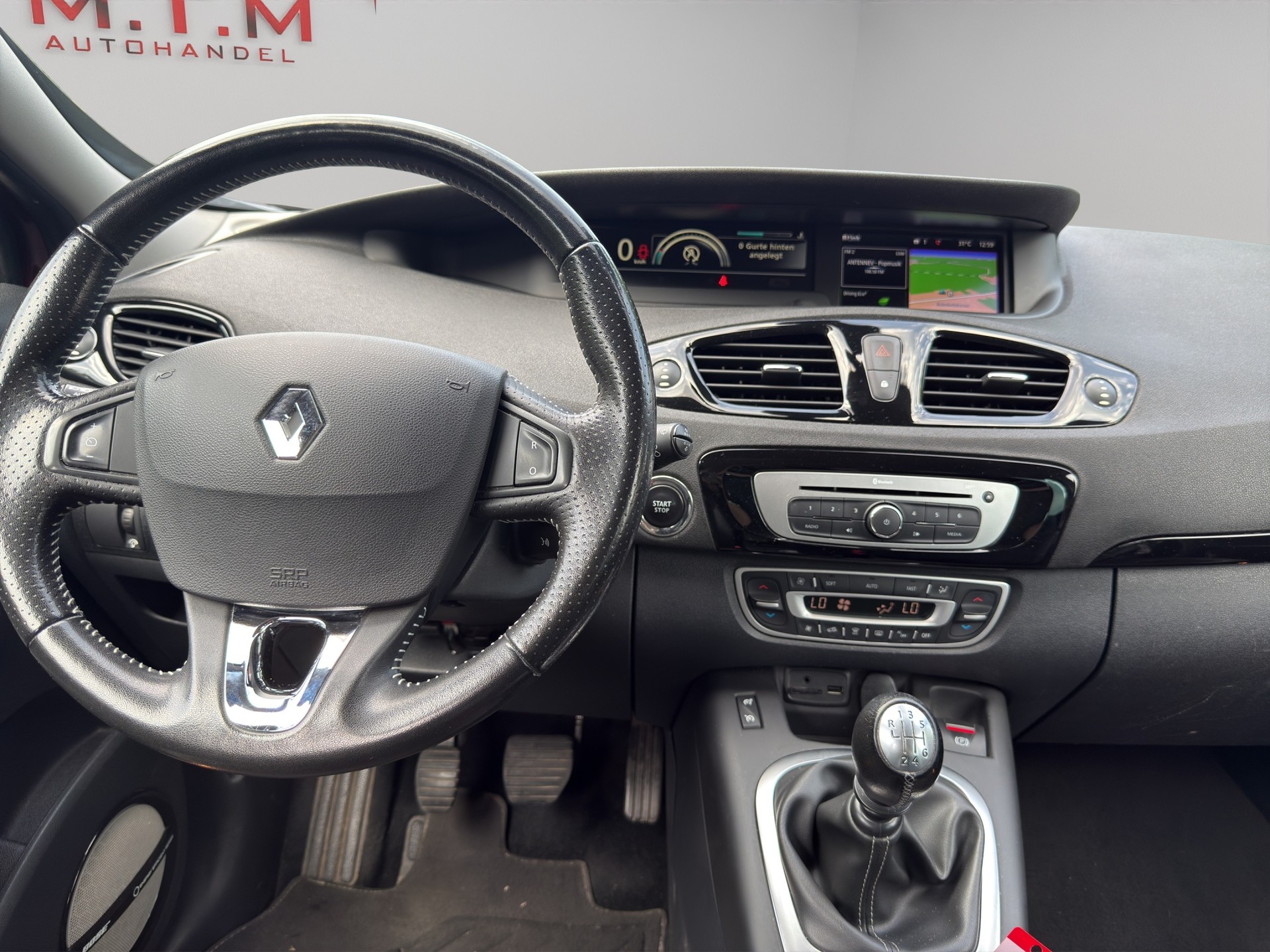 RENAULT Grand Scénic 1.6 dCi Bose-image-17