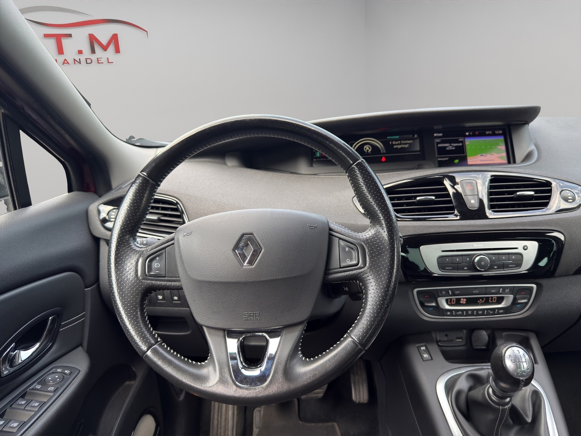 RENAULT Grand Scénic 1.6 dCi Bose-image-14