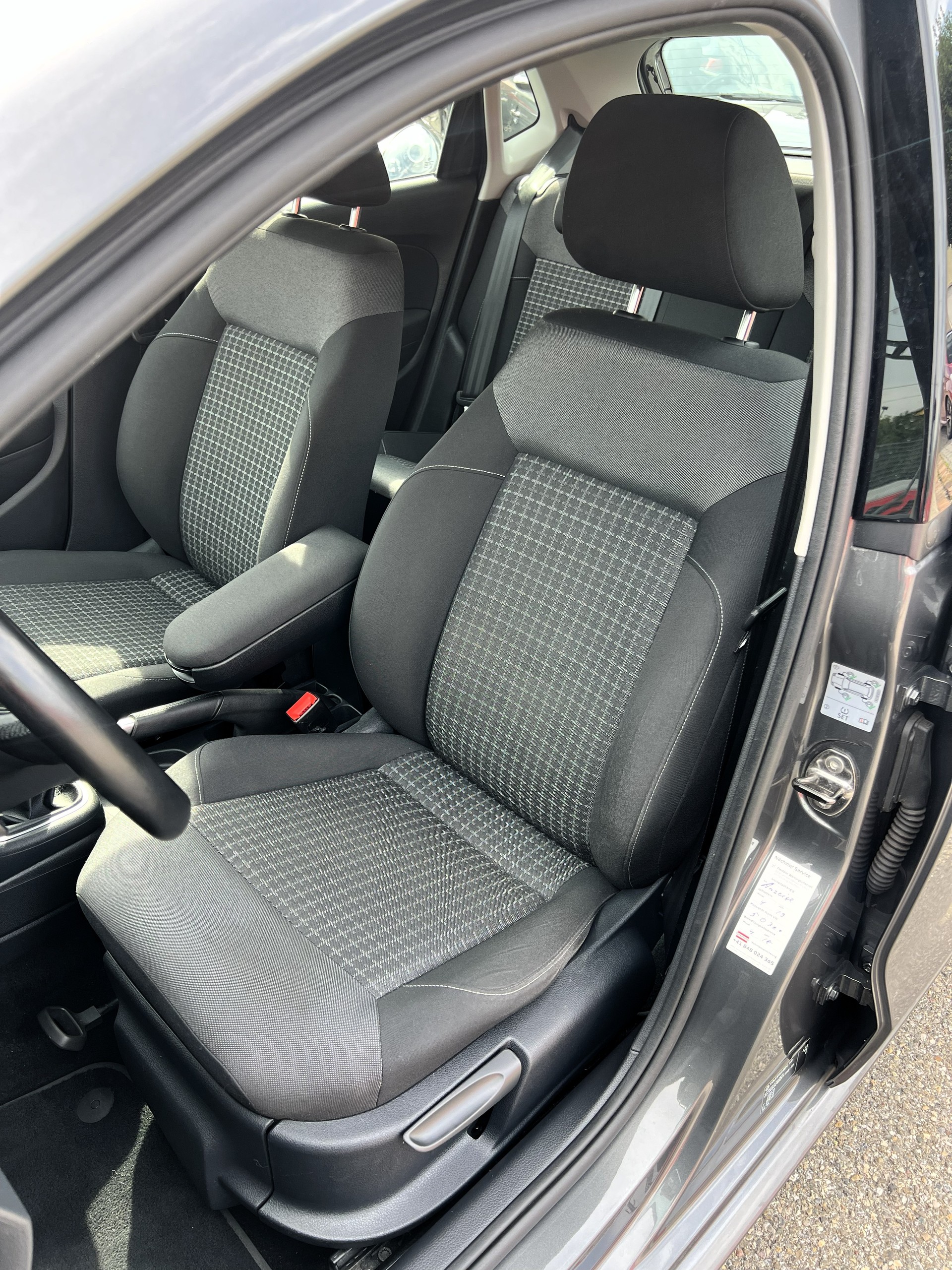 VW Polo 1.2 TSI BMT Comfortline-image-15