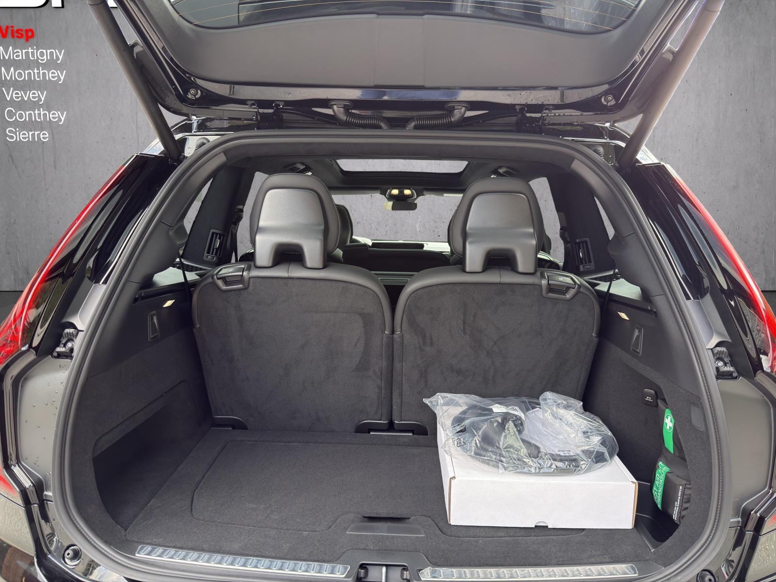 VOLVO XC90 T8 AWD PluginHybrid Black Edition Geartronic-image-15