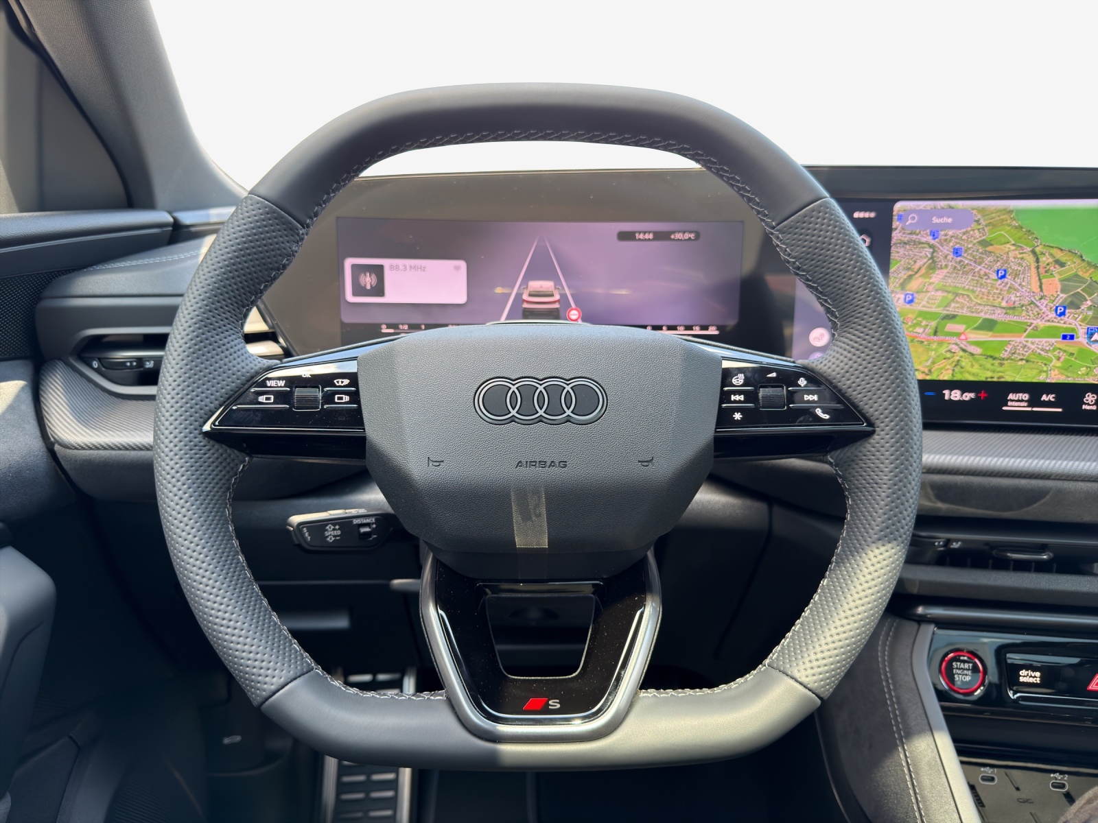 AUDI SQ5 TFSI quattro S-tronic-image-9