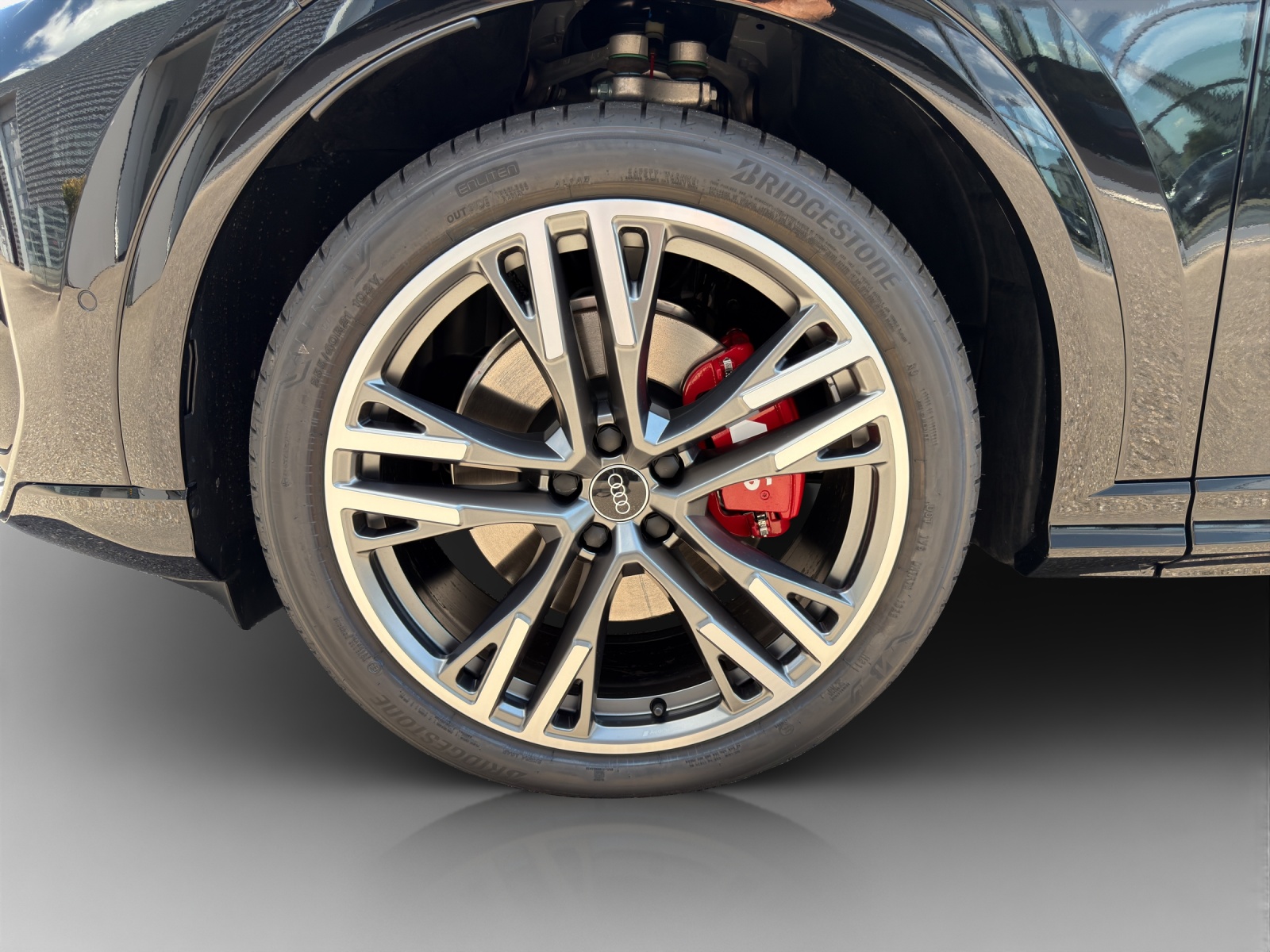 AUDI SQ5 TFSI quattro S-tronic-image-13