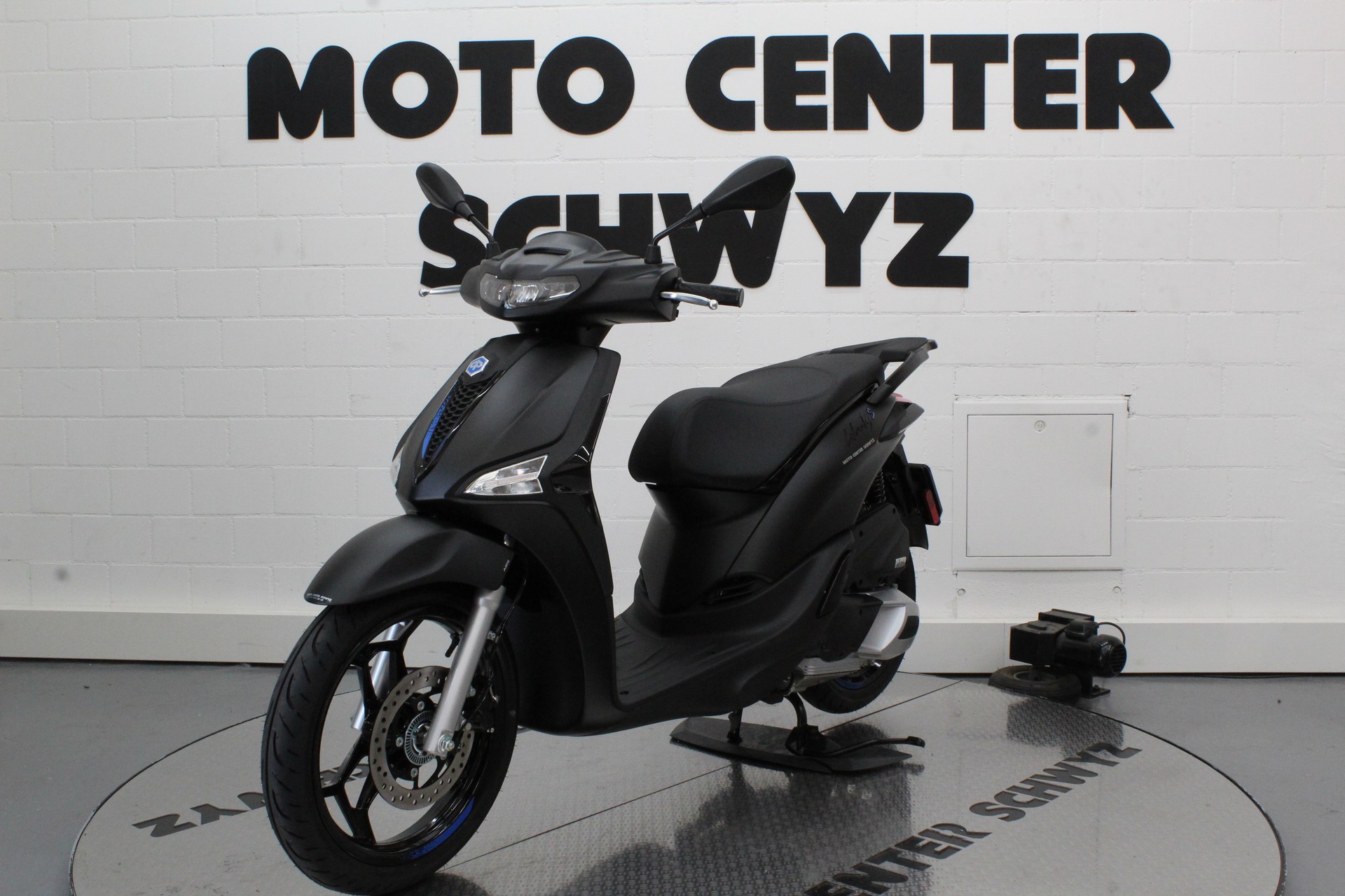 PIAGGIO Liberty 125 Sport E5+-showroom-element-3